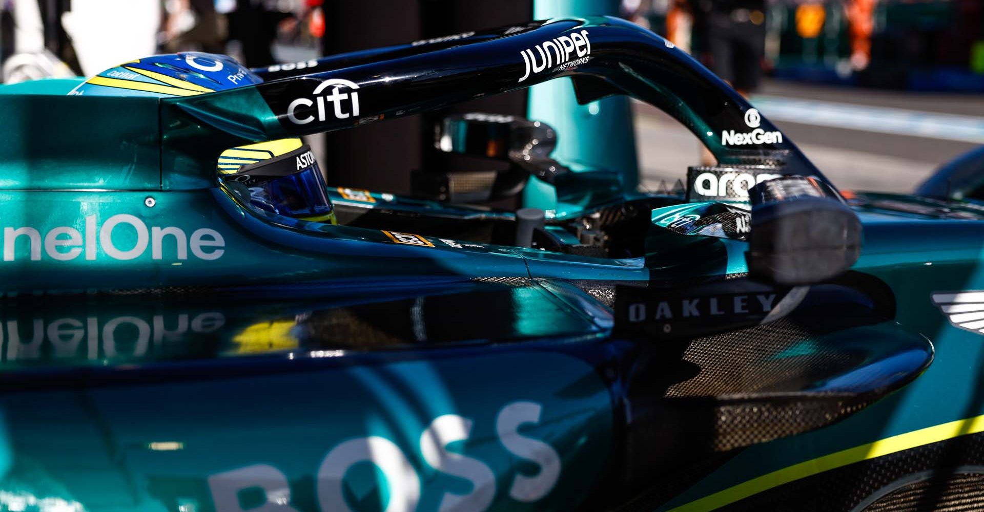 pit lane, Albert Park, SUP2403a, F1, GP, Australia
Fernando Alonso, Aston Martin AMR24, in the pit lane