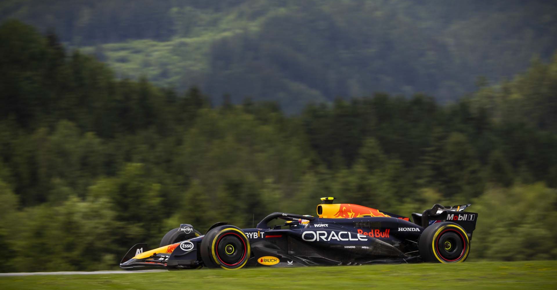 RED BULL RING, AUSTRIA - JUNE 28: Sergio Perez, Red Bull Racing RB20 during the Austrian GP at Red Bull Ring on Friday June 28, 2024 in Spielberg, Austria. (Photo by Sam Bloxham / LAT Images)