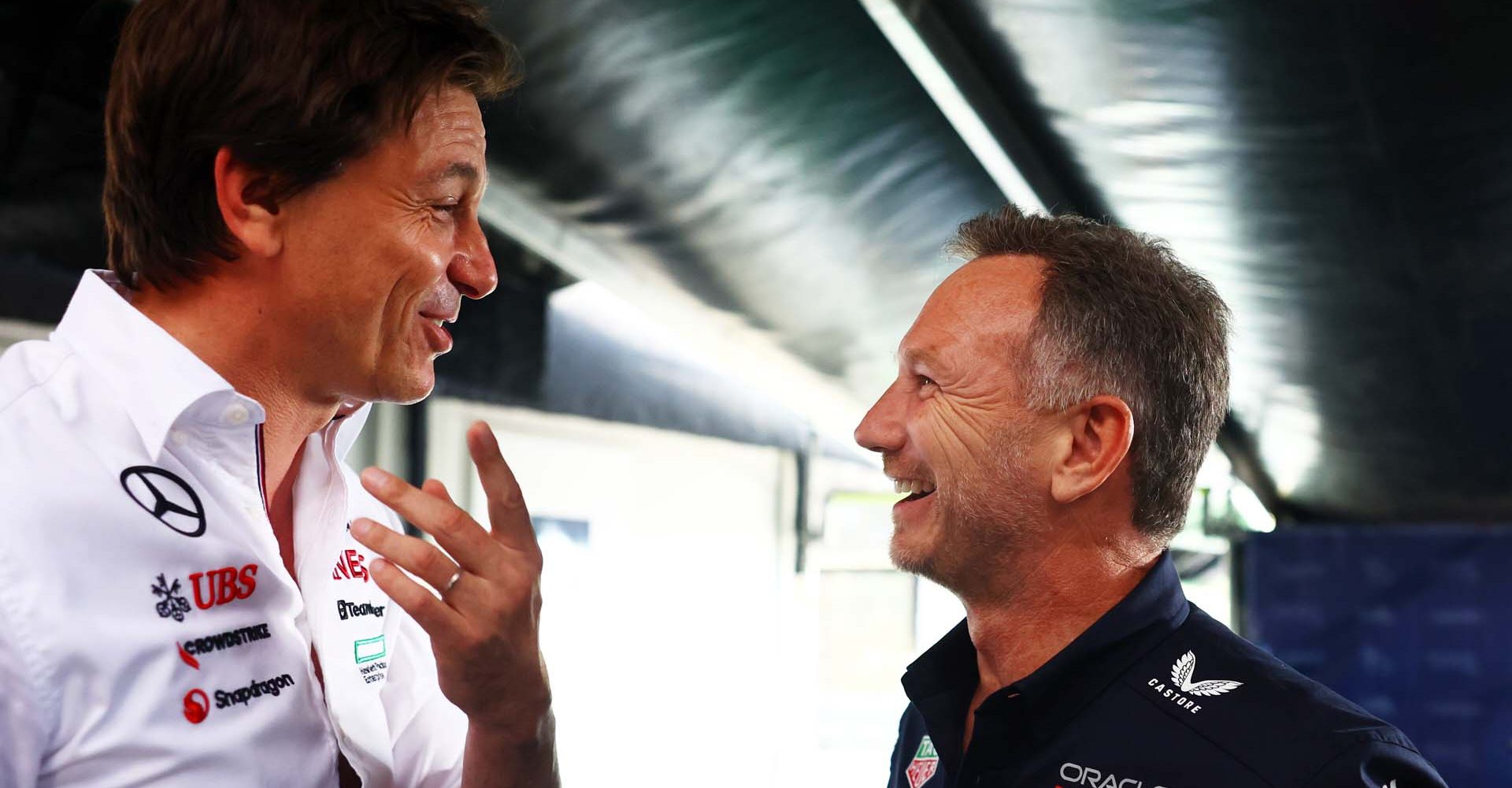 SPIELBERG, AUSTRIA - JUNE 28: Oracle Red Bull Racing Team Principal Christian Horner talks with Mercedes GP Executive Director Toto Wolff in the Paddock prior to Sprint Qualifying ahead of the F1 Grand Prix of Austria at Red Bull Ring on June 28, 2024 in Spielberg, Austria. (Photo by Mark Thompson/Getty Images) // Getty Images / Red Bull Content Pool // SI202406280569 // Usage for editorial use only //