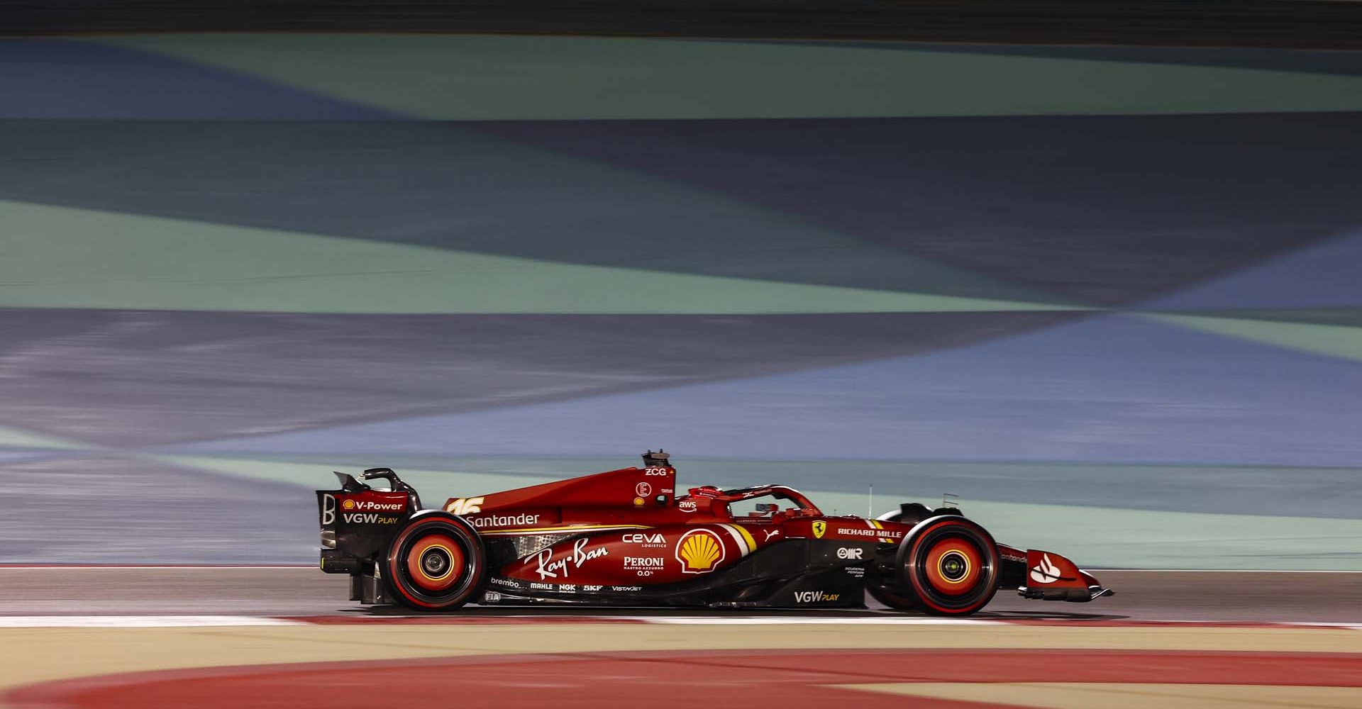 16 LECLERC Charles (mco), Scuderia Ferrari SF-24, action during the Formula 1 Gulf Air Bahrain Grand Prix 2024, 1st round of the 2024 FIA Formula One World Championship from February 29 to March 2, 2024 on the Bahrain International Circuit, in Sakhir, Bahrain - Photo Florent Gooden / DPPI