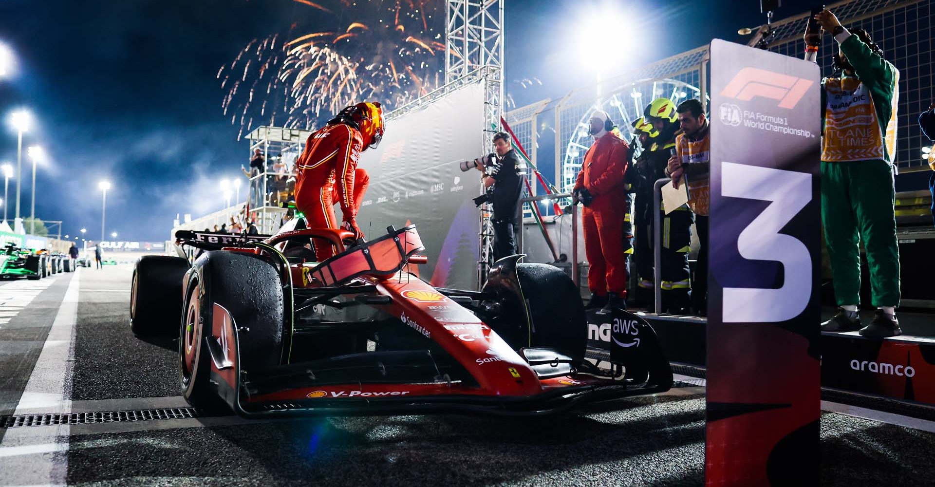 SAINZ Carlos (spa), Scuderia Ferrari SF-24, portrait during the Formula 1 Gulf Air Bahrain Grand Prix 2024, 1st round of the 2024 FIA Formula One World Championship from February 29 to March 2, 2024 on the Bahrain International Circuit, in Sakhir, Bahrain - Photo Antonin Vincent / DPPI