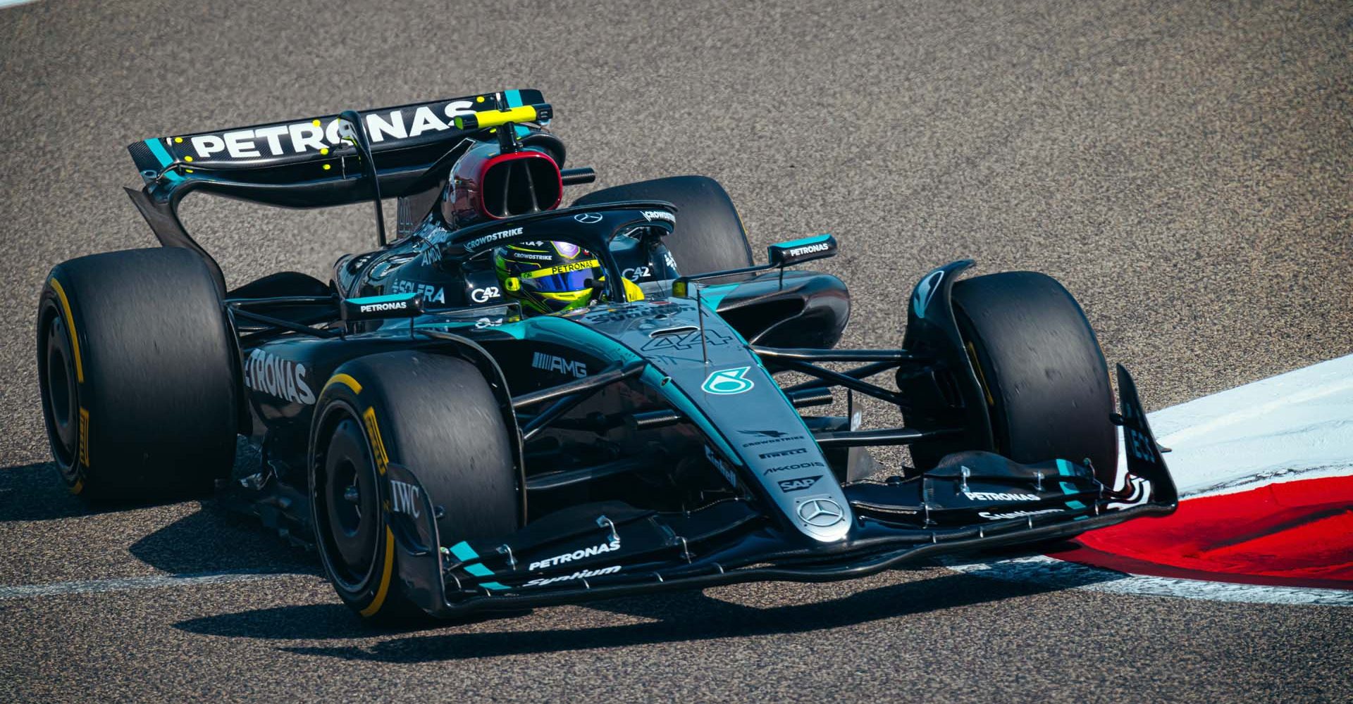 2024 Bahrain Test, Day 3 - Sebastian Kawka Lewis Hamilton