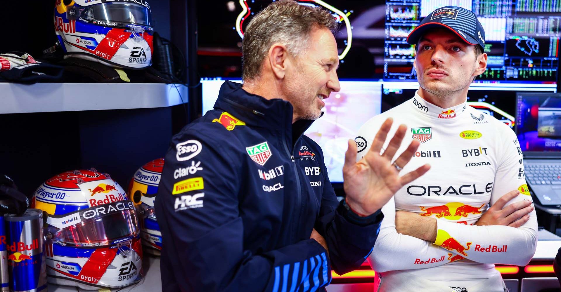 SAO PAULO, BRAZIL - NOVEMBER 02: Max Verstappen of the Netherlands and Oracle Red Bull Racing and Oracle Red Bull Racing Team Principal Christian Horner talk in the garage prior to qualifying ahead of the F1 Grand Prix of Brazil at Autodromo Jose Carlos Pace on November 02, 2024 in Sao Paulo, Brazil. (Photo by Mark Thompson/Getty Images) // Getty Images / Red Bull Content Pool // SI202411020493 // Usage for editorial use only //