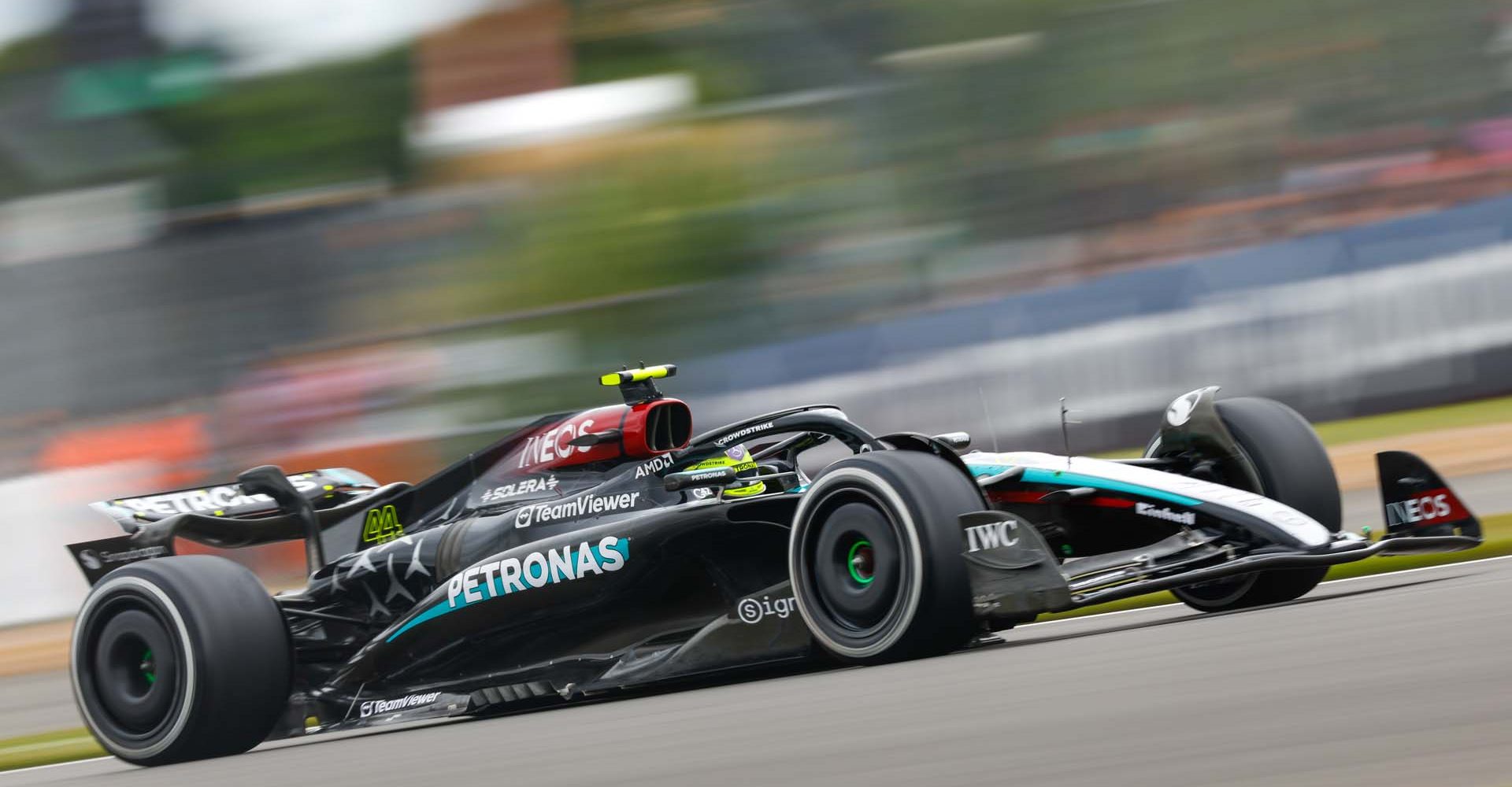 SILVERSTONE CIRCUIT, UNITED KINGDOM - JULY 05: Sir Lewis Hamilton, Mercedes F1 W15 during the British GP at Silverstone Circuit on Friday July 05, 2024 in Northamptonshire, United Kingdom. (Photo by Glenn Dunbar / LAT Images)