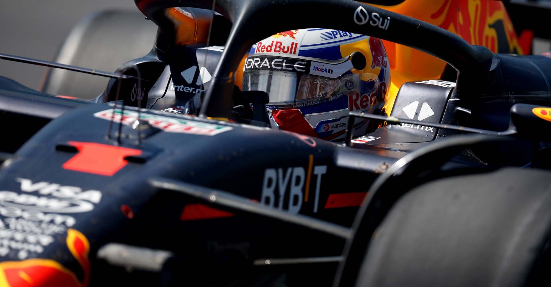 MONTREAL, QUEBEC - JUNE 07: Max Verstappen of the Netherlands driving the (1) Oracle Red Bull Racing RB20 on track during practice ahead of the F1 Grand Prix of Canada at Circuit Gilles Villeneuve on June 07, 2024 in Montreal, Quebec. (Photo by Chris Graythen/Getty Images) // Getty Images / Red Bull Content Pool // SI202406070509 // Usage for editorial use only //