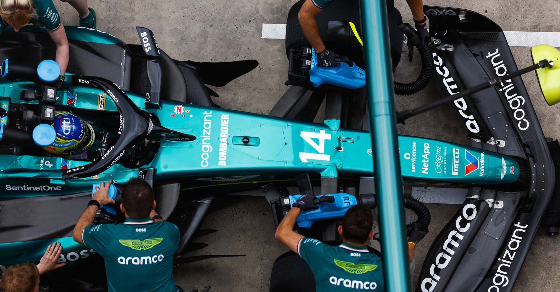 pit lane, Shanghai International Circuit, GP2405a, F1, GP, China
Mechanics of the Aston Martin F1 Team push the car of Fernando Alonso, Aston Martin AMR24 back into the garage