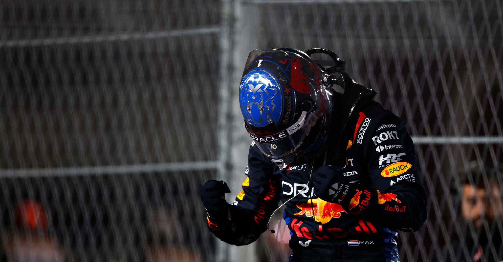 LAS VEGAS, NEVADA - NOVEMBER 23: 2024 F1 World Drivers Champion Max Verstappen of the Netherlands and Oracle Red Bull Racing celebrates in parc ferme during the F1 Grand Prix of Las Vegas at Las Vegas Strip Circuit on November 23, 2024 in Las Vegas, Nevada. (Photo by Chris Graythen/Getty Images) // Getty Images / Red Bull Content Pool // SI202411240338 // Usage for editorial use only //