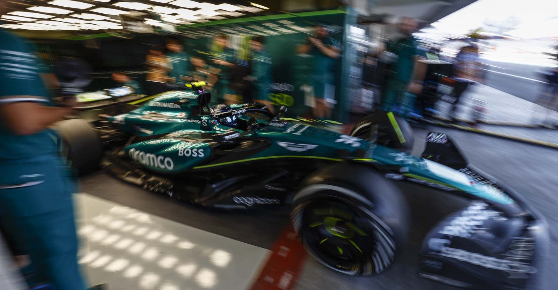 garage, Autodromo Hermanos Rodriguez, GP2420a, F1, GP, Mexico
Felipe Drugovich, Aston Martin AMR24, leaves the garage