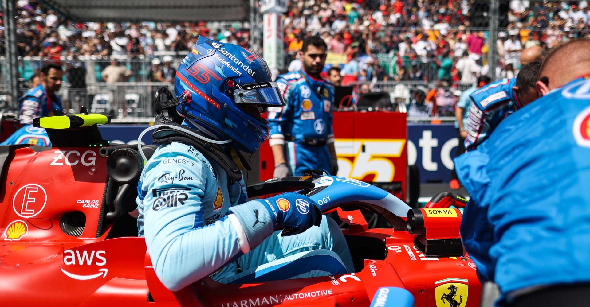 starting grid 55 SAINZ Carlos (spa), Scuderia Ferrari HP SF-24, during the Formula 1 Crypto.com Miami Grand Prix 2024, 6th round of the 2024 Formula One World Championship from May 3 to 5, 2024 on the Miami International Autodrome, in Miami, United States of America - Photo Antonin Vincent / DPPI