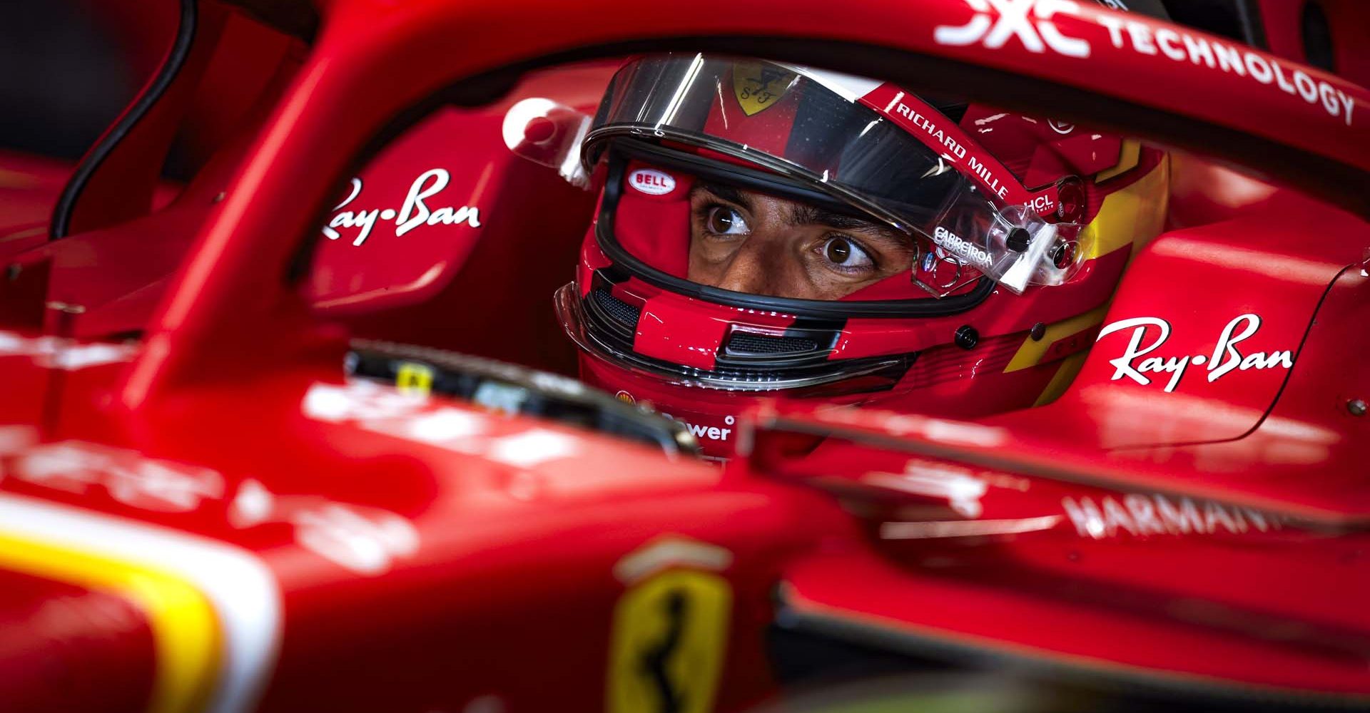 SAINZ Carlos (spa), Scuderia Ferrari SF-24, portrait during the Formula 1 Qatar Airways Qatar Grand Prix 2024, 23th round of the 2024 Formula One World Championship from November 29 to December 1, 2024 on the Lusail International Circuit, in Lusail, Qatar - Photo Javier Jimenez / DPPI