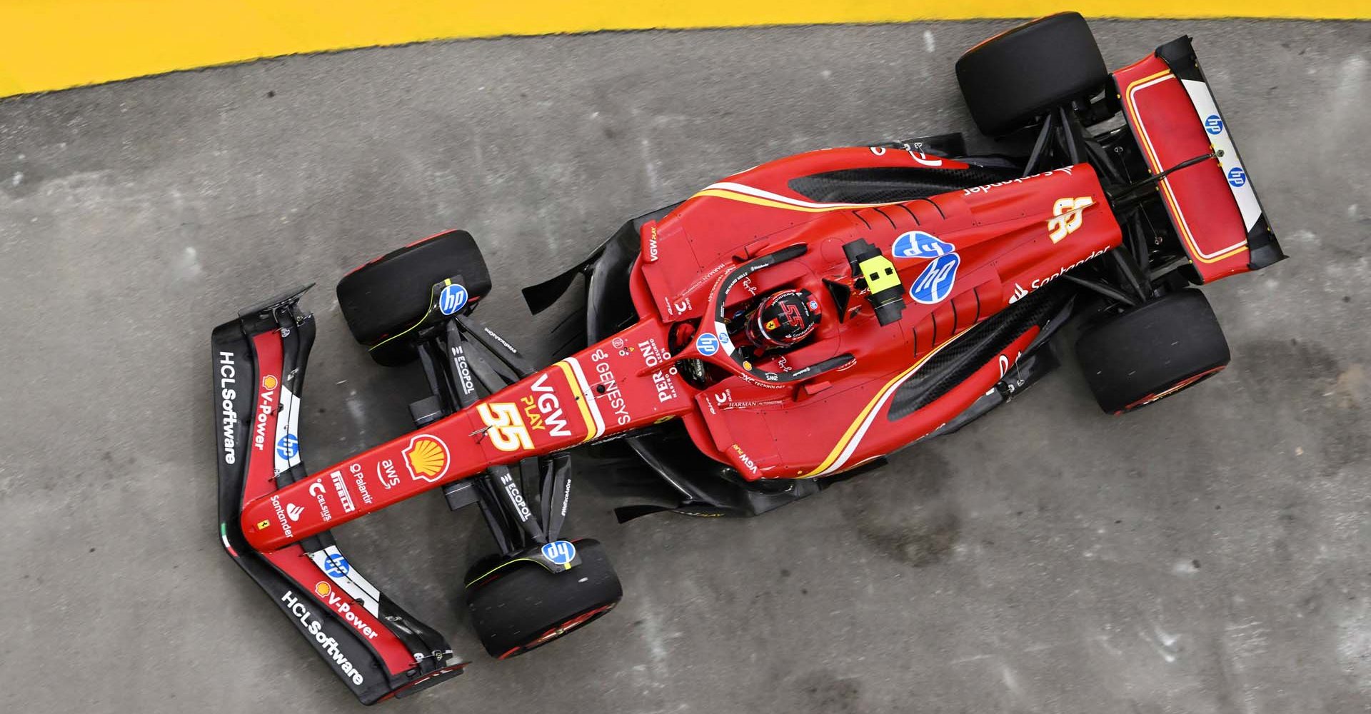 MARINA BAY STREET CIRCUIT, SINGAPORE - SEPTEMBER 20: Carlos Sainz, Ferrari SF-24 during the Singapore GP at Marina Bay Street Circuit on Friday September 20, 2024 in Singapore, Singapore. (Photo by Mark Sutton / LAT Images)