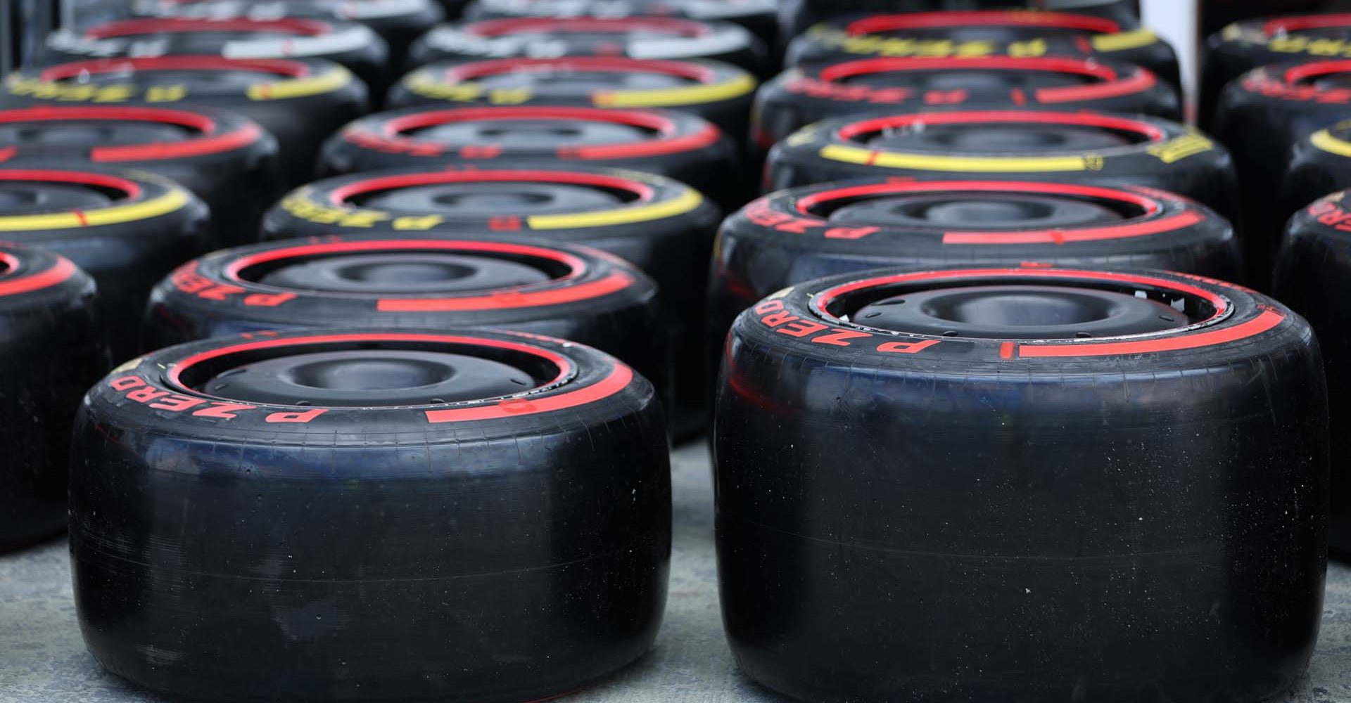 MARINA BAY STREET CIRCUIT, SINGAPORE - SEPTEMBER 18: Pirelli tyres during the Singapore GP at Marina Bay Street Circuit on Wednesday September 18, 2024 in Singapore, Singapore. (Photo by Lionel Ng / LAT Images)