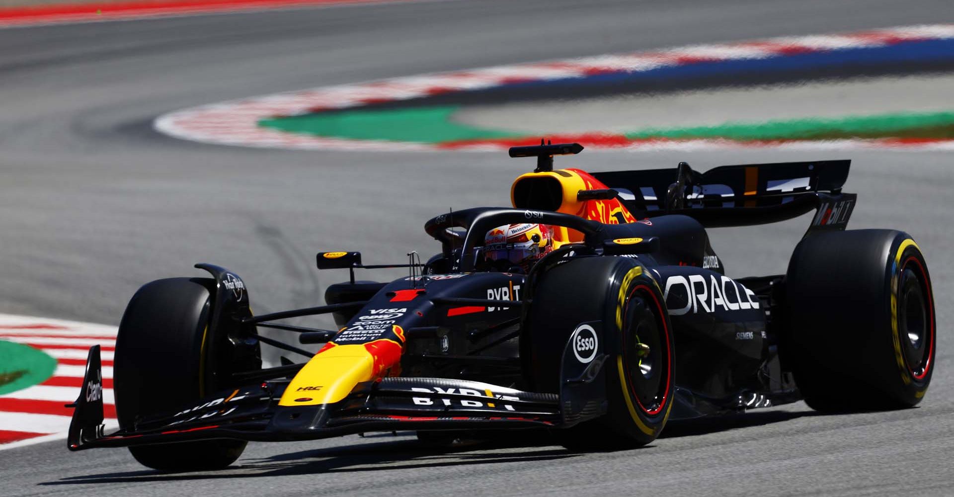 CIRCUIT DE BARCELONA-CATALUNYA, SPAIN - JUNE 22: Max Verstappen, Red Bull Racing RB20 during the Spanish GP at Circuit de Barcelona-Catalunya on Saturday June 22, 2024 in Barcelona, Spain. (Photo by Sam Bloxham / LAT Images)