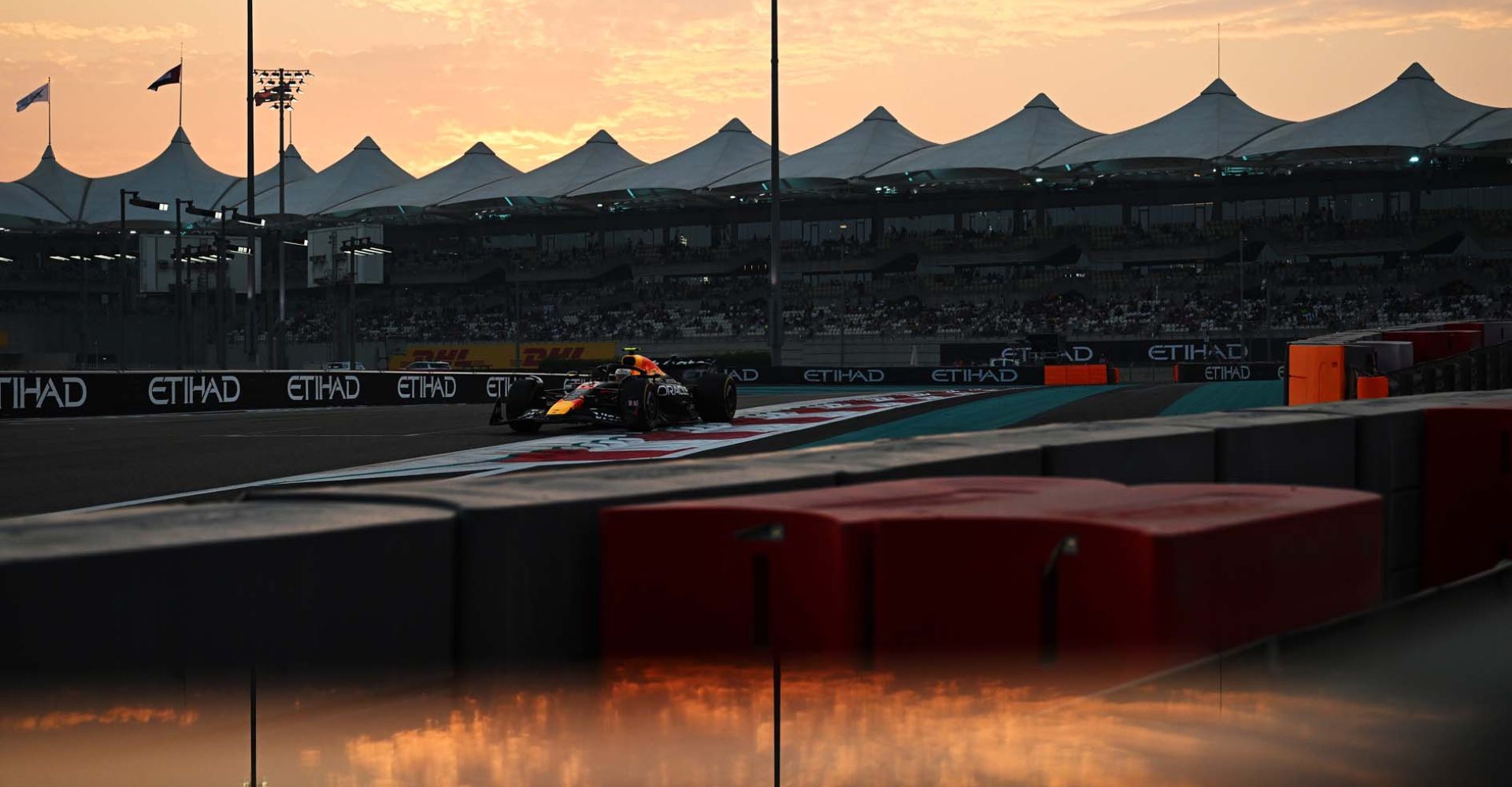 ABU DHABI, UNITED ARAB EMIRATES - DECEMBER 05: Yuki Tsunoda of Japan driving the (22) Oracle Red Bull Racing RB21 on track during practice ahead of the F1 Grand Prix of Abu Dhabi at Yas Marina Circuit on December 05, 2025 in Abu Dhabi, United Arab Emirates. (Photo by Sam Bagnall/Sutton Images) // Getty Images / Red Bull Content Pool // SI202512050790 // Usage for editorial use only //