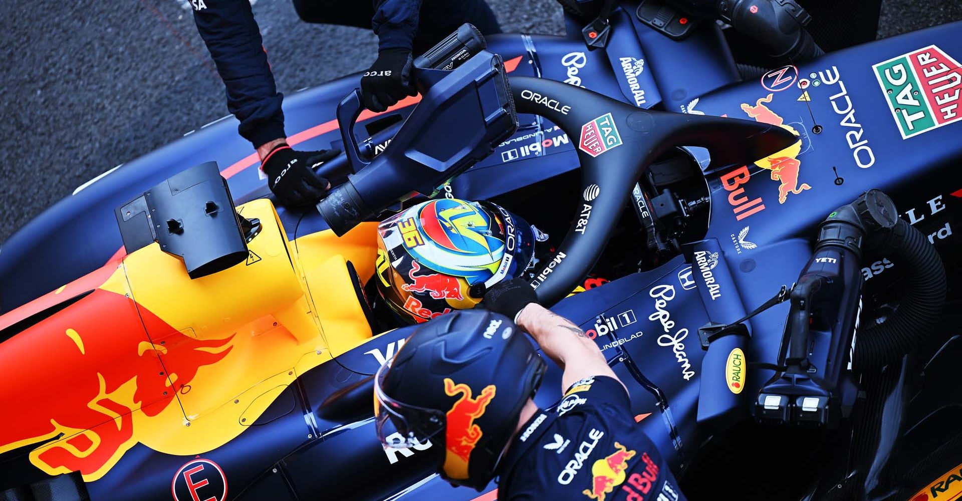 MEXICO CITY, MEXICO - OCTOBER 24: Arvid Lindblad of Great Britain and Oracle Red Bull Racing is returned to the garage during practice ahead of the F1 Grand Prix of Mexico at Autodromo Hermanos Rodriguez on October 24, 2025 in Mexico City, Mexico. (Photo by Michael Potts/LAT Images) // Getty Images / Red Bull Content Pool // SI202510240459 // Usage for editorial use only //