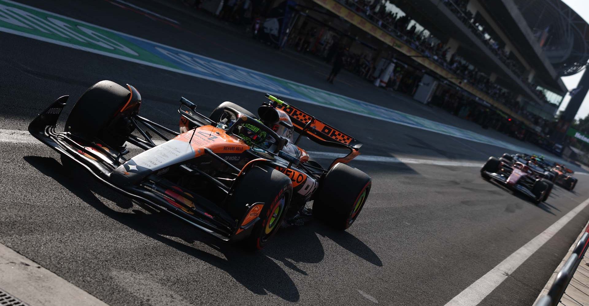 MEXICO CITY, MEXICO - OCTOBER 25: Lando Norris of Great Britain driving the (4) McLaren MCL39 Mercedes in the Pitlane during qualifying ahead of the F1 Grand Prix of Mexico at Autodromo Hermanos Rodriguez on October 25, 2025 in Mexico City, Mexico. (Photo by Sam Bloxham/LAT Images)