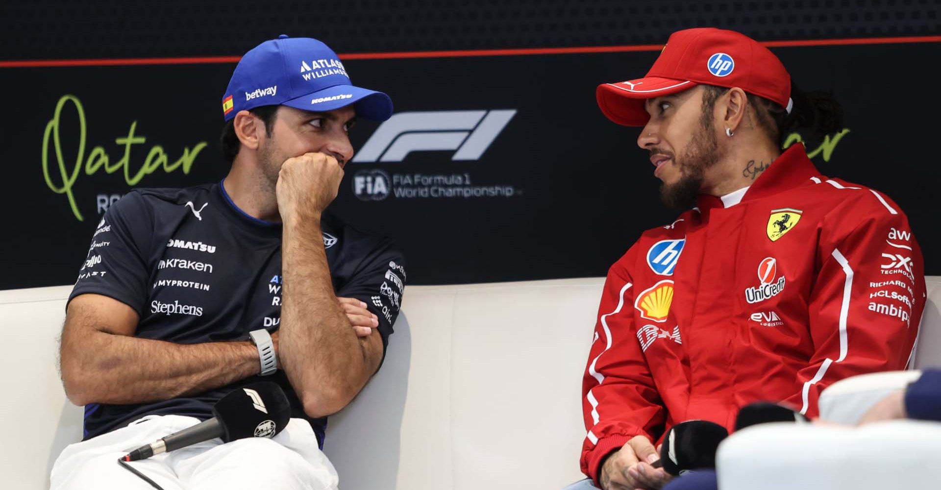 Carlos Sainz (Williams) & Lewis Hamilton