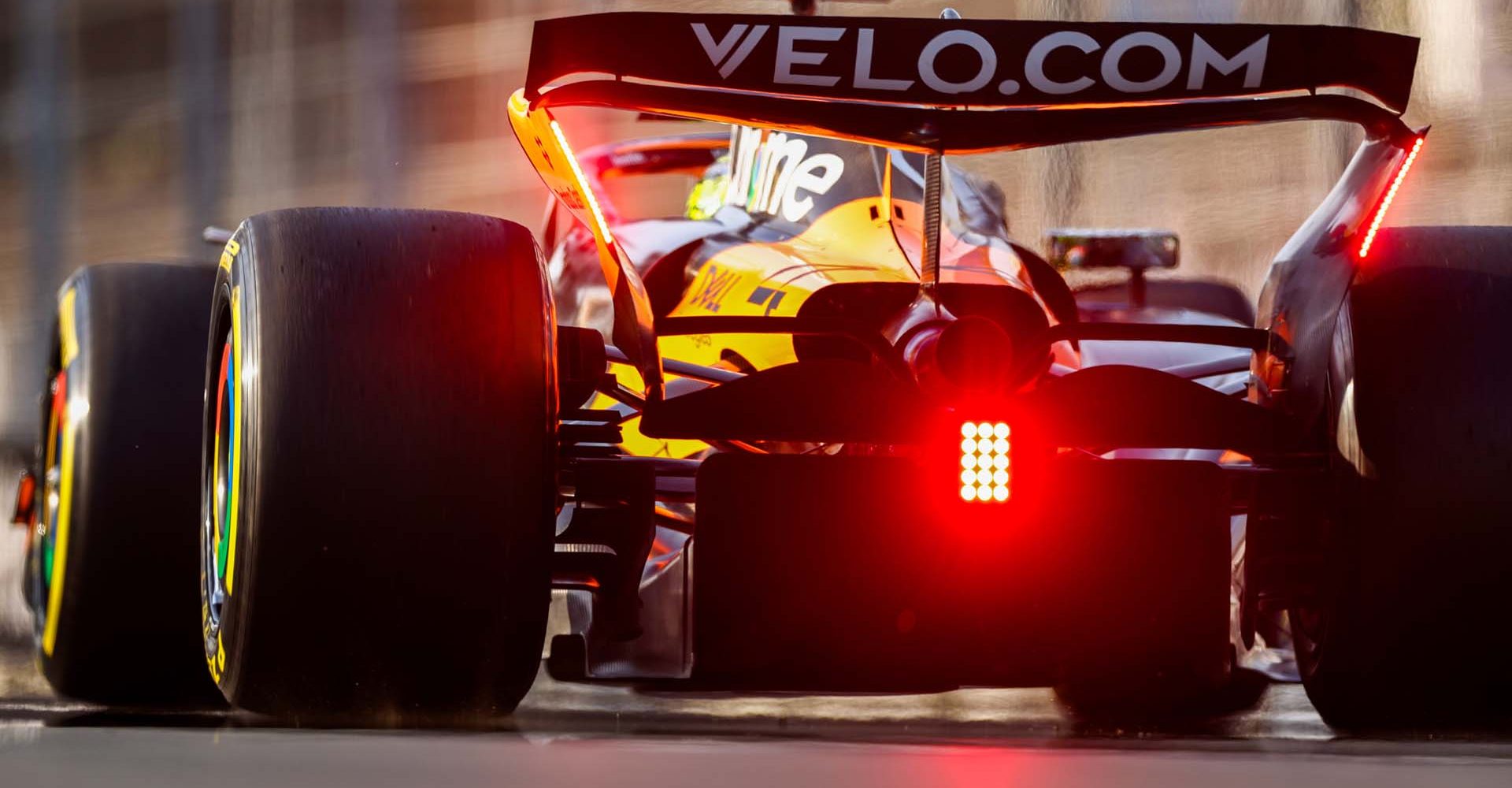 JEDDAH, SAUDI ARABIA - APRIL 18: Lando Norris of Great Britain driving the (4) McLaren MCL39 Mercedes on track during practice ahead of the F1 Grand Prix of Saudi Arabia at Jeddah Corniche Circuit on April 18, 2025 in Jeddah, Saudi Arabia. (Photo by Peter Fox/LAT Images)