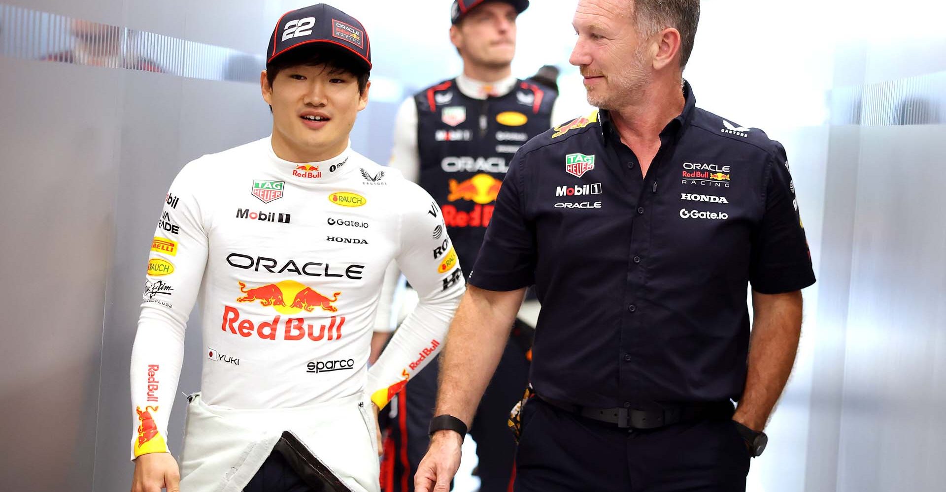 JEDDAH, SAUDI ARABIA - APRIL 18: Yuki Tsunoda of Japan and Oracle Red Bull Racing talks with Christian Horner, Team Principal of Oracle Red Bull Racing during practice ahead of the F1 Grand Prix of Saudi Arabia at Jeddah Corniche Circuit on April 18, 2025 in Jeddah, Saudi Arabia. (Photo by Alex Pantling/Getty Images) // Getty Images / Red Bull Content Pool // SI202504180942 // Usage for editorial use only //