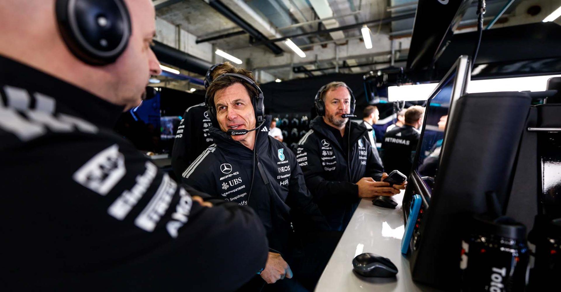 Chinese Grand Prix, Friday, Jiri Krenek during the Formula 1 Heineken Chinese Grand Prix 2026, 2nd round of the 2026 Formula One World Championship from March 13 to 15, 2026 on the Shanghai International Circuit, in Shanghai, China - Photo Jiri Krenek / ACTIVEPICTURES Toto Wolff, Bradley Lord