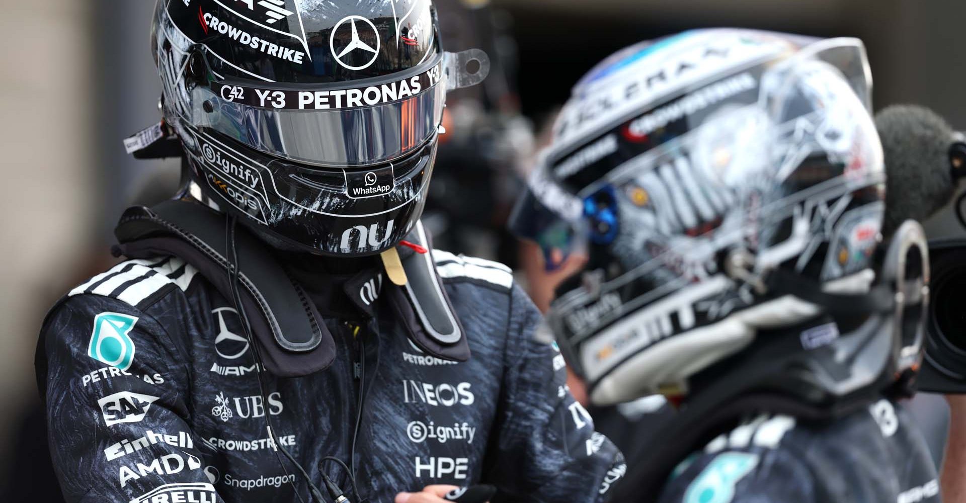 Japanese Grand Prix, Saturday, Getty Images SUZUKA, JAPAN - MARCH 28: Second placed qualifier George Russell of Great Britain and Mercedes AMG Petronas F1 Team congratulates Pole position qualifier Andrea Kimi Antonelli of Italy and Mercedes AMG Petronas F1 Team in parc ferme during qualifying ahead of the F1 Grand Prix of Japan at Suzuka Circuit on March 28, 2026 in Suzuka, Japan. (Photo by Simon Galloway/LAT Images)
