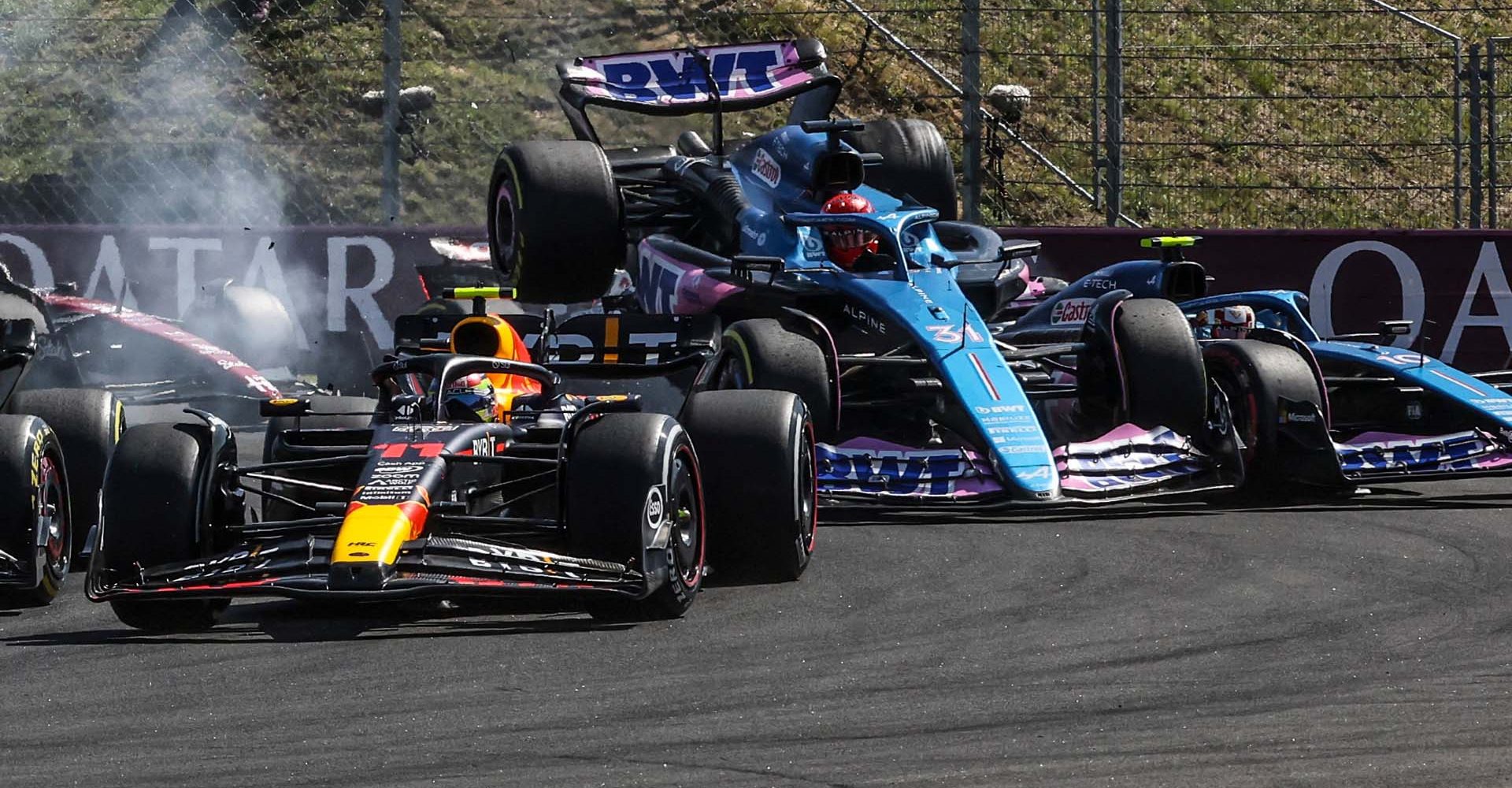 Esteban Ocon, Pierre Gasly crash, Alpine