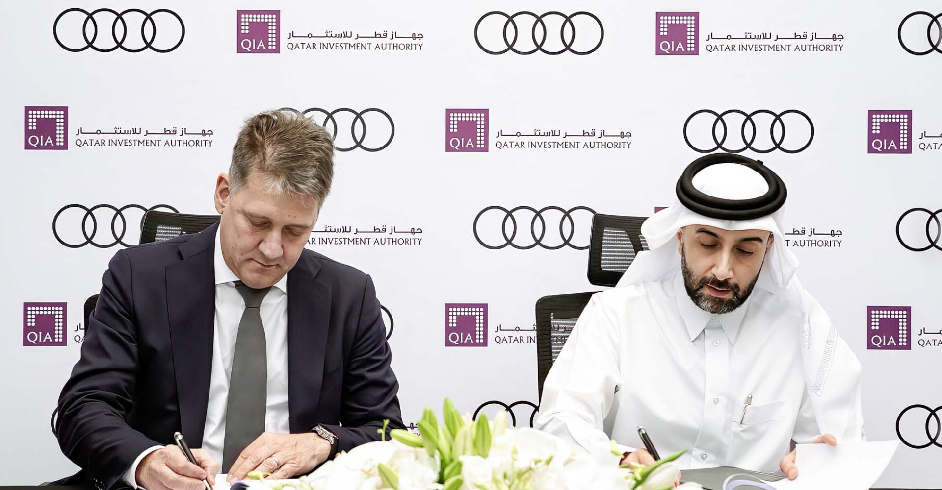 Gernot Döllner, CEO of AUDI AG and Chairman of the Board of Directors of Sauber Motorsport AG, Mohammed Al-Sowaidi, CEO of QIA