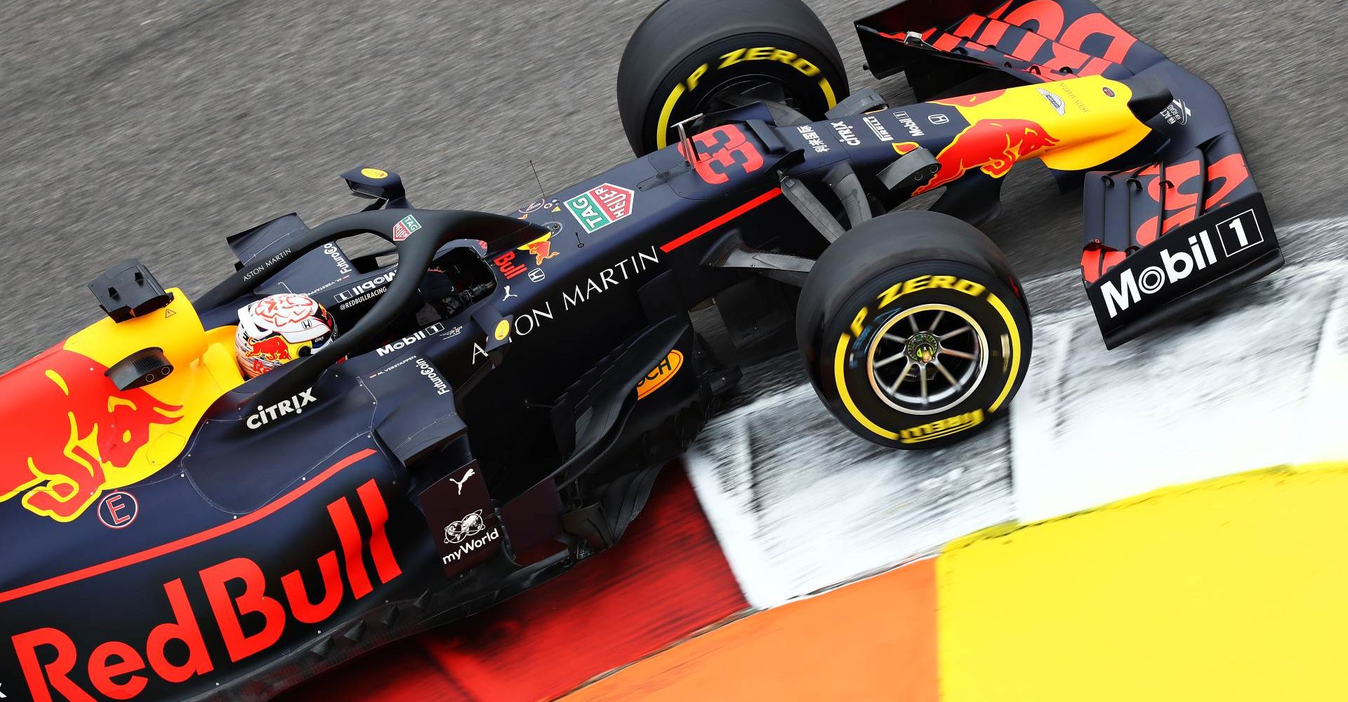 SOCHI, RUSSIA - SEPTEMBER 27: Max Verstappen of the Netherlands driving the (33) Aston Martin Red Bull Racing RB15 on track during practice for the F1 Grand Prix of Russia at Sochi Autodrom on September 27, 2019 in Sochi, Russia. (Photo by Mark Thompson/Getty Images)