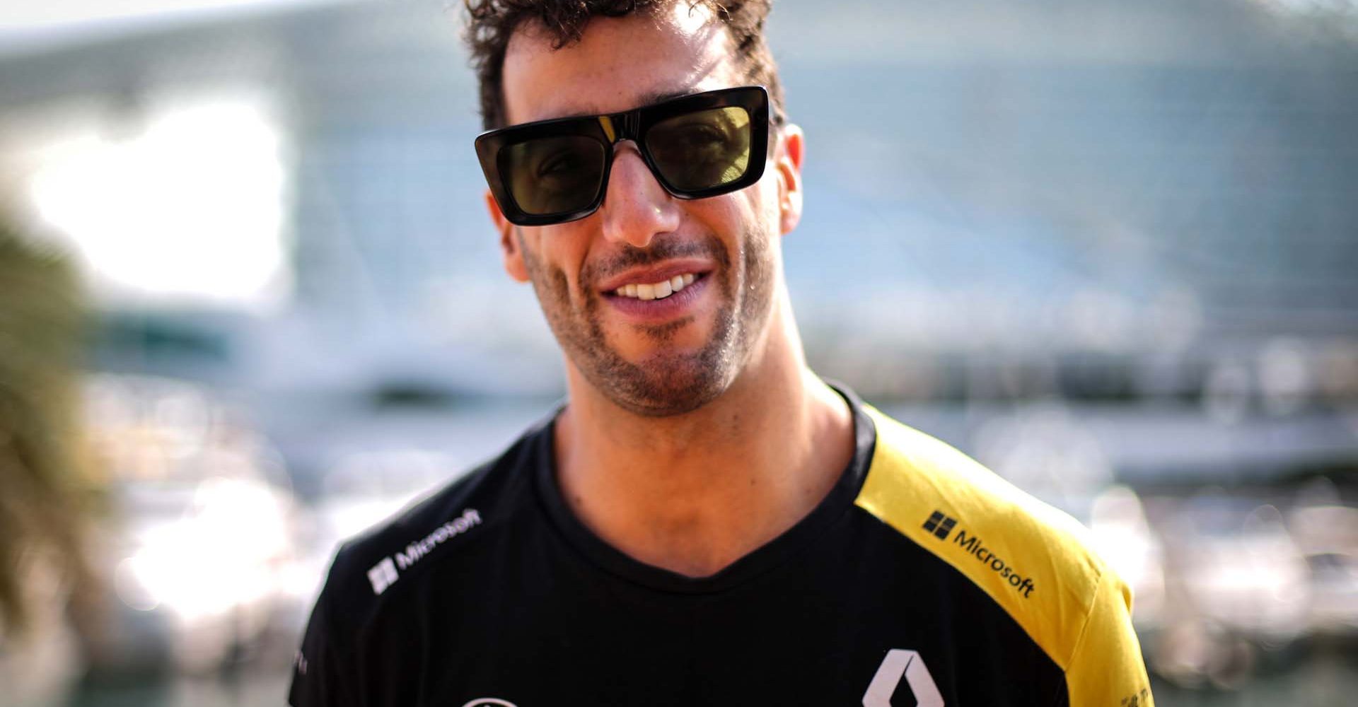 Daniel Ricciardo (AUS) Renault F1 Team.
Abu Dhabi Grand Prix, Thursday 28th November 2019. Yas Marina Circuit, Abu Dhabi, UAE.