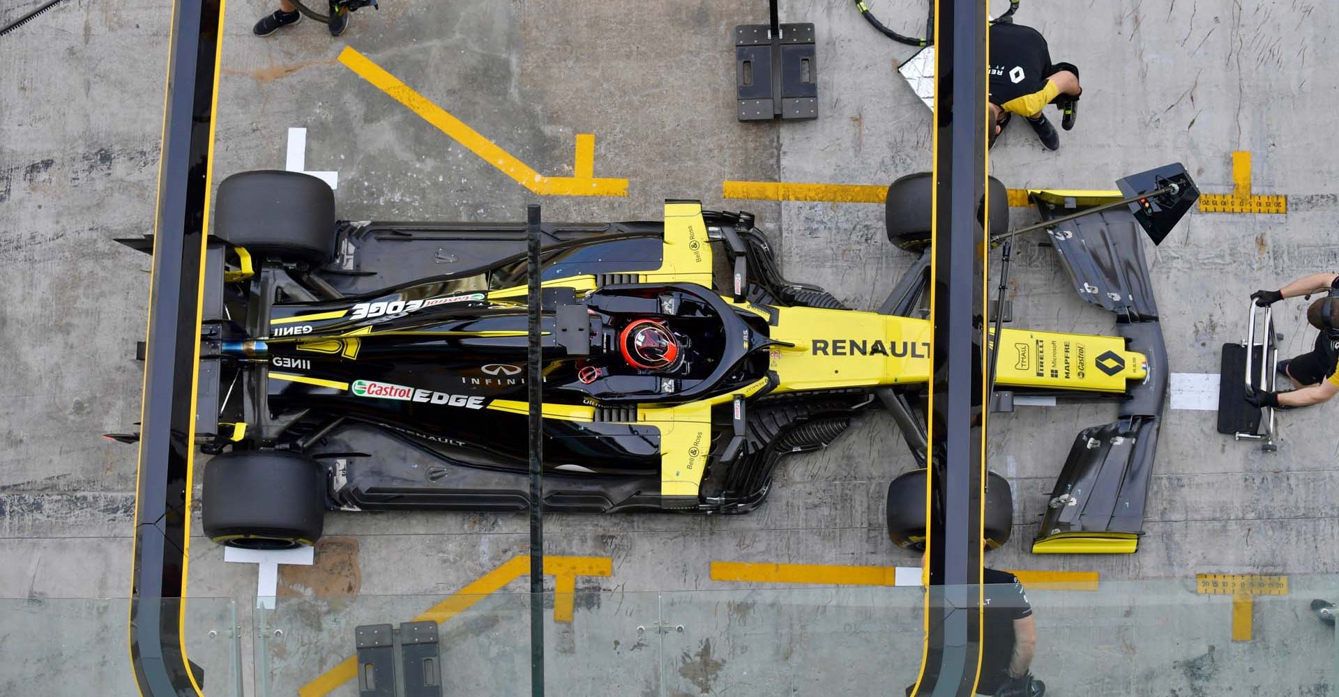 YAS MARINA CIRCUIT, UNITED ARAB EMIRATES - DECEMBER 03: Esteban Ocon, Renault R.S. 19 during the Abu Dhabi December Testing at Yas Marina Circuit on December 03, 2019 in Yas Marina Circuit, United Arab Emirates. (Photo by Jerry Andre / LAT Images)