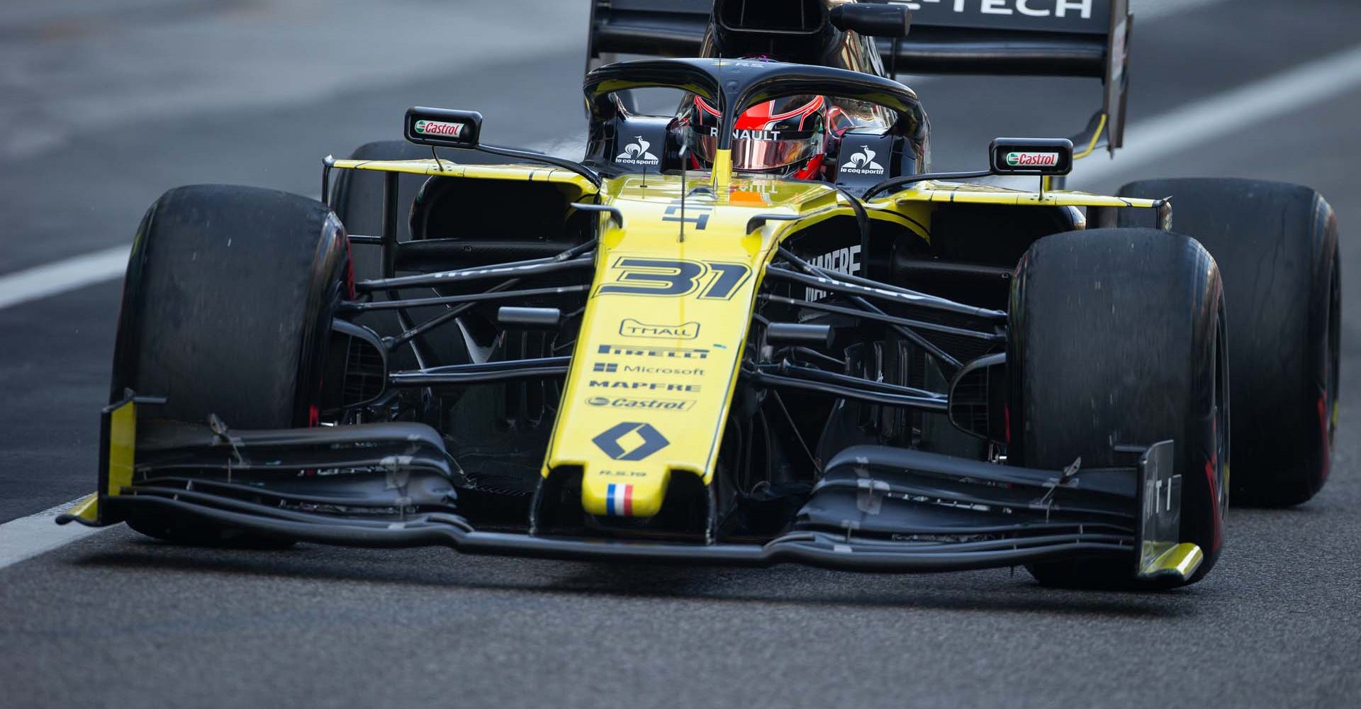 Esteban Ocon (FRA) Renault F1 Team RS19.
Formula One Testing, Wednesday 4th December 2019. Yas Marina Circuit, Abu Dhabi, UAE.