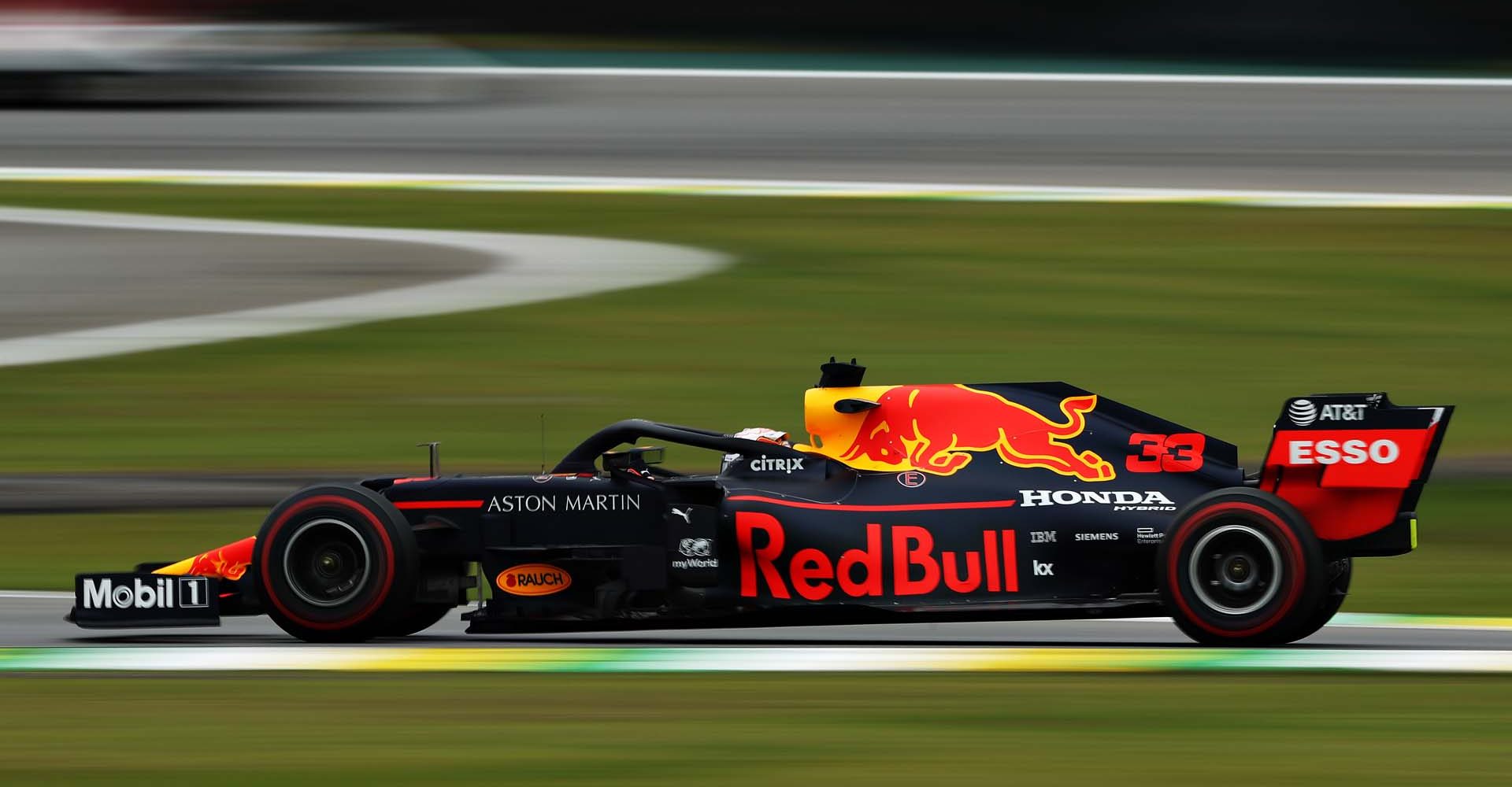 SAO PAULO, BRAZIL - NOVEMBER 15: Max Verstappen of the Netherlands driving the (33) Aston Martin Red Bull Racing RB15 on track during practice for the F1 Grand Prix of Brazil at Autodromo Jose Carlos Pace on November 15, 2019 in Sao Paulo, Brazil. (Photo by Robert Cianflone/Getty Images) // Getty Images / Red Bull Content Pool  // AP-226S6H9FN1W11 // Usage for editorial use only //