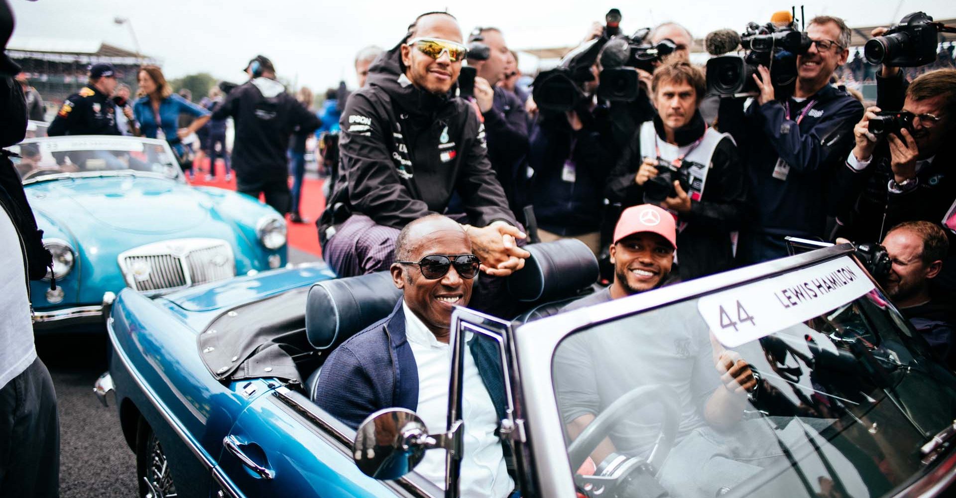 2019 British Grand Prix, Sunday - Paul Ripke Anthony Hamilton Nicolas Hamilton Lewis Hamilton Mercedes