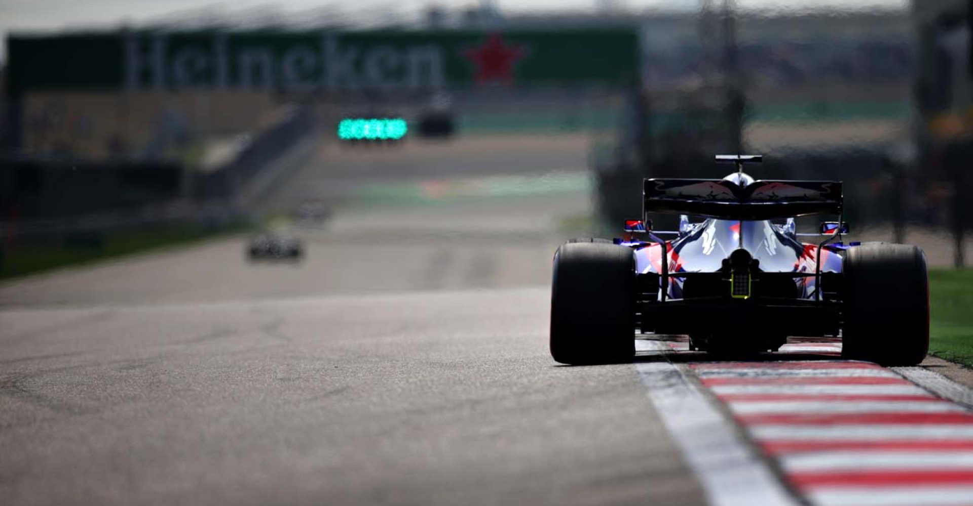 SHANGHAI, CHINA - APRIL 13: Daniil Kvyat of Russia driving the (26) Scuderia Toro Rosso STR14 Honda on track during qualifying for the F1 Grand Prix of China at Shanghai International Circuit on April 13, 2019 in Shanghai, China. (Photo by Peter Fox/Getty Images) // Getty Images / Red Bull Content Pool  // AP-1Z12UPFDH2111 // Usage for editorial use only // Please go to www.redbullcontentpool.com for further information. //