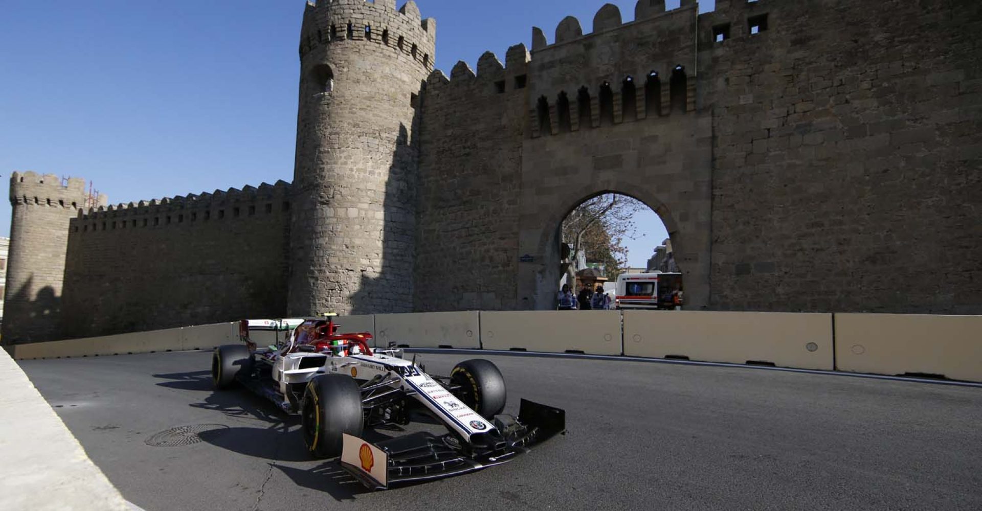 99 GIOVINAZZI Antonio (ita), Alfa Romeo Racing C38, action during the 2019 Formula One World Championship, Grand Prix of Azerbaijan from April 25 to 28 in Baku - Photo DPPI