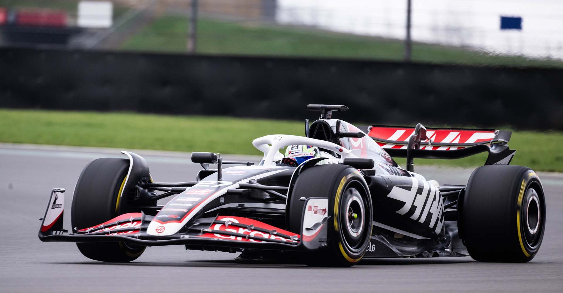 Haas F1 Team filming day, Silverstone, Nico Hulkenberg, Haas VF-24