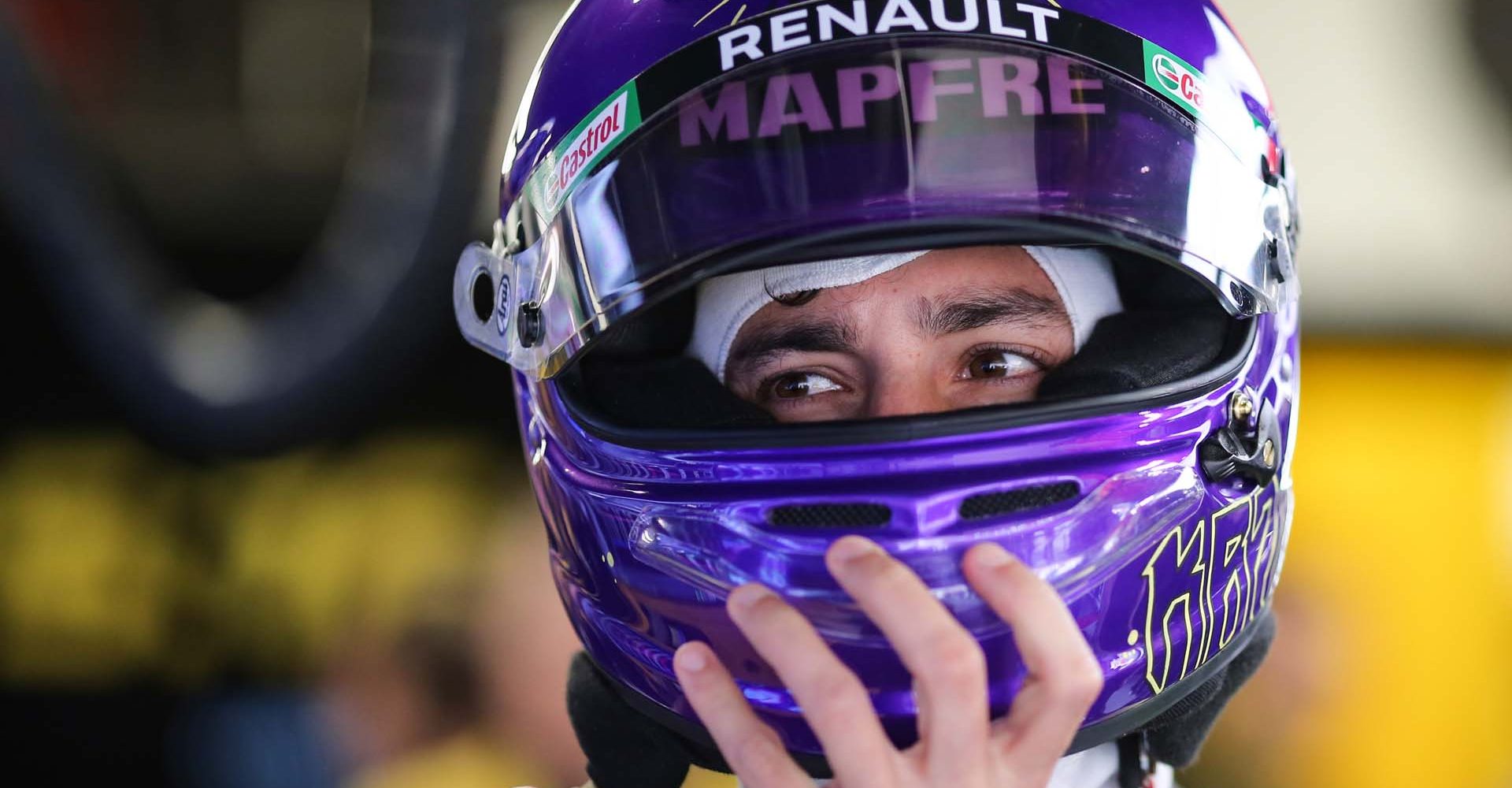 Daniel Ricciardo (AUS) Renault F1 Team.
Formula One Testing, Day 1, Wednesday 19th February 2020. Barcelona, Spain.