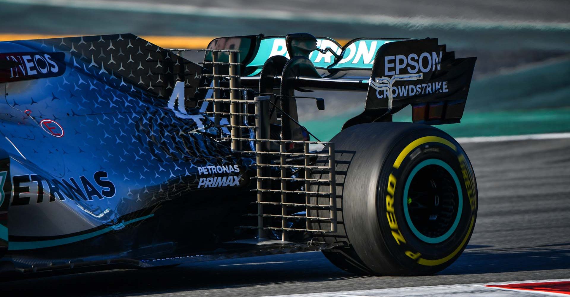 2020 Barcelona Pre-Season Test 1, Day 2 - LAT Images Lewis Hamilton Mercedes aero rakes