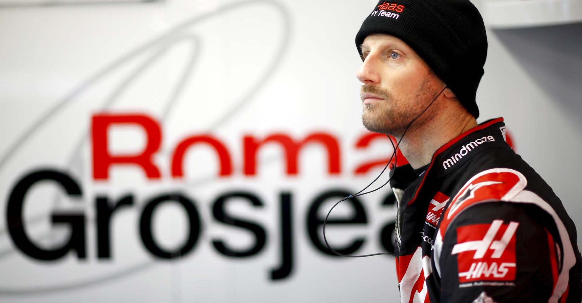 CIRCUIT DE BARCELONA-CATALUNYA, SPAIN - FEBRUARY 26: Romain Grosjean, Haas in the garage during the Barcelona February testing II at Circuit de Barcelona-Catalunya on February 26, 2020 in Circuit de Barcelona-Catalunya, Spain. (Photo by Andy Hone / LAT Images)