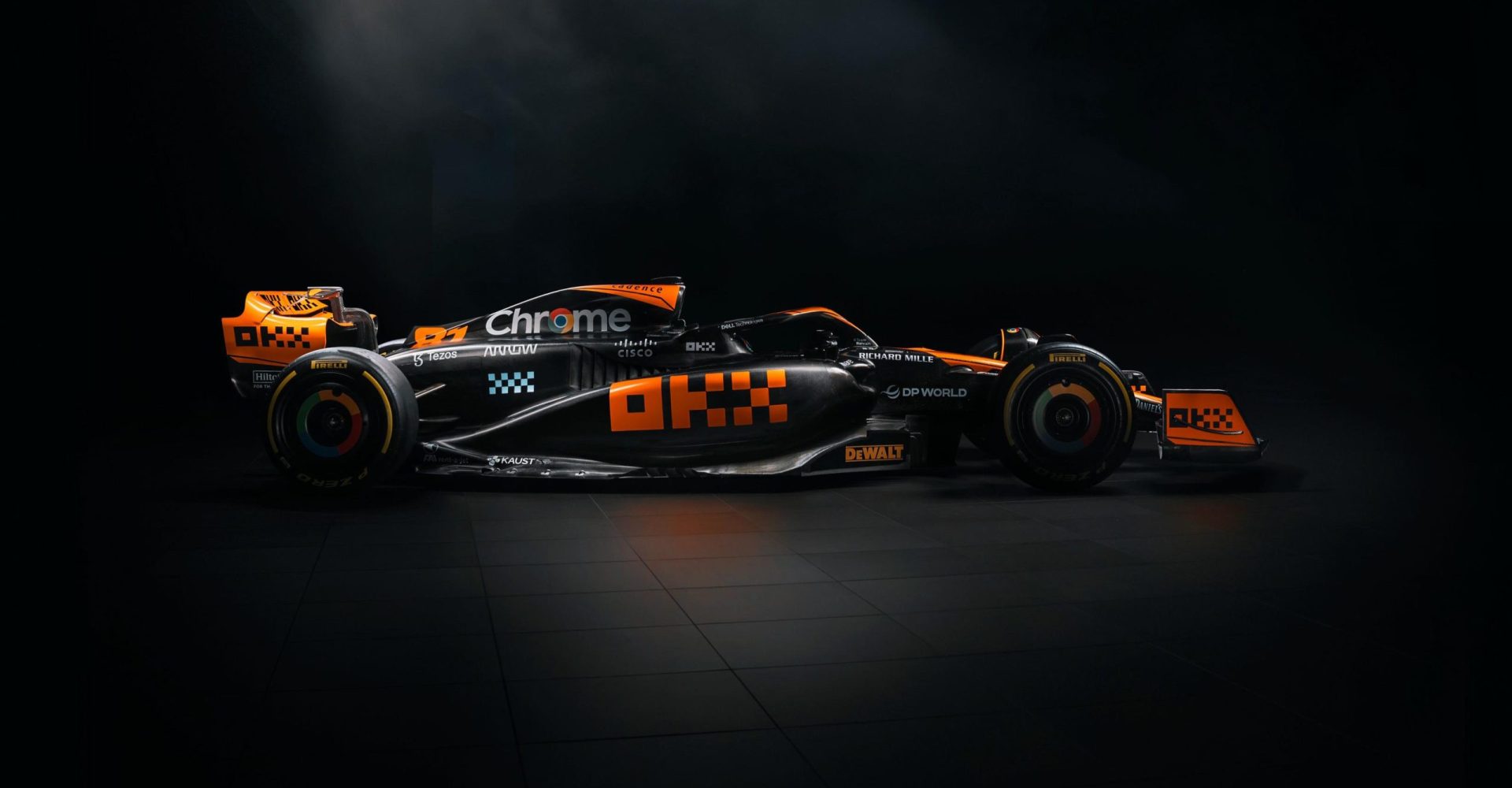 McLaren MCL60 livery