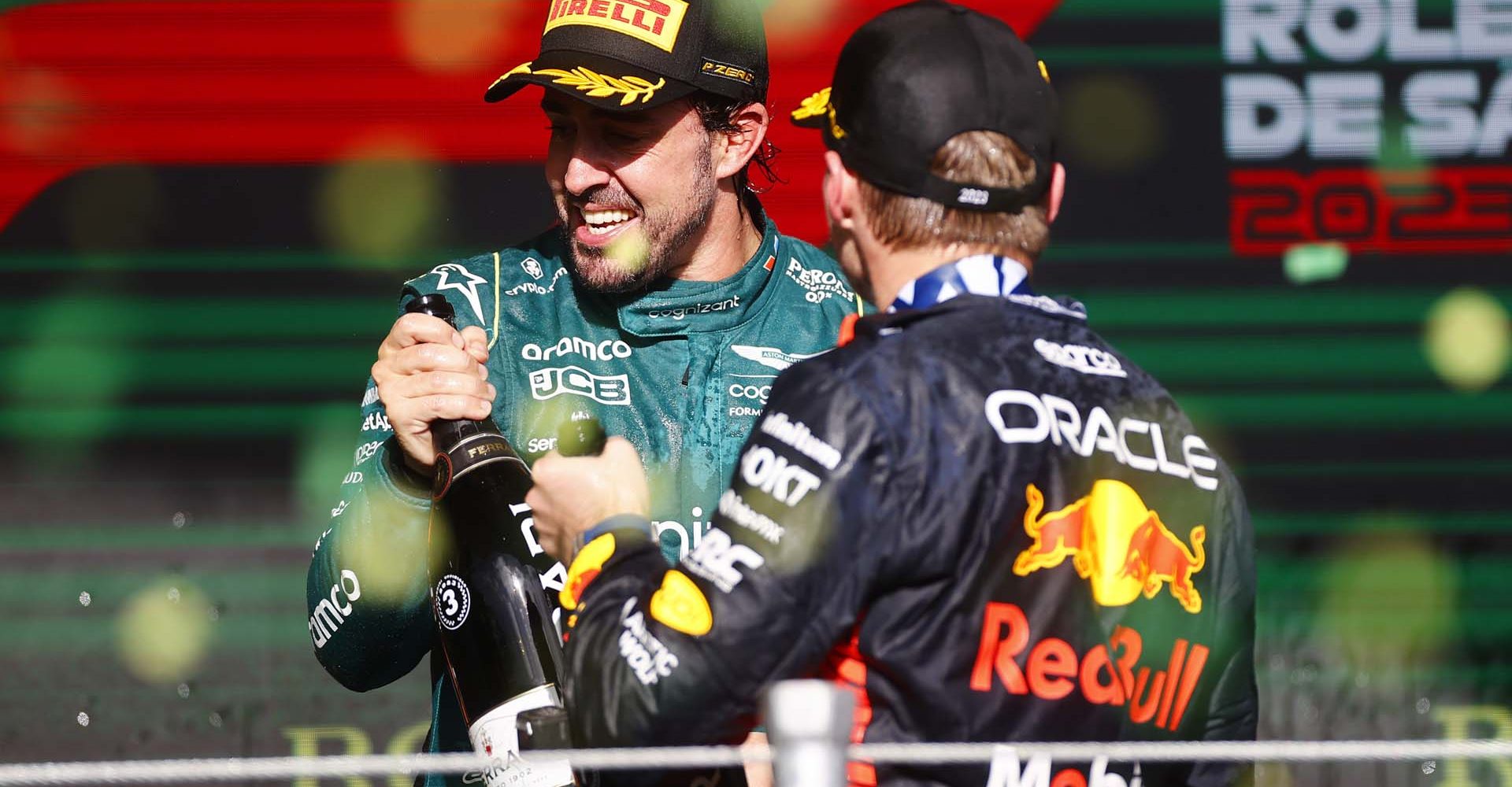 Portrait, podium, Aut�dromo Jos� Carlos Pace, GP2320a, F1, GP, Brazil
Fernando Alonso, Aston Martin F1 Team, 3rd position, and Max Verstappen, Red Bull Racing, 1st position, celebrate by spraying champagne on the podium