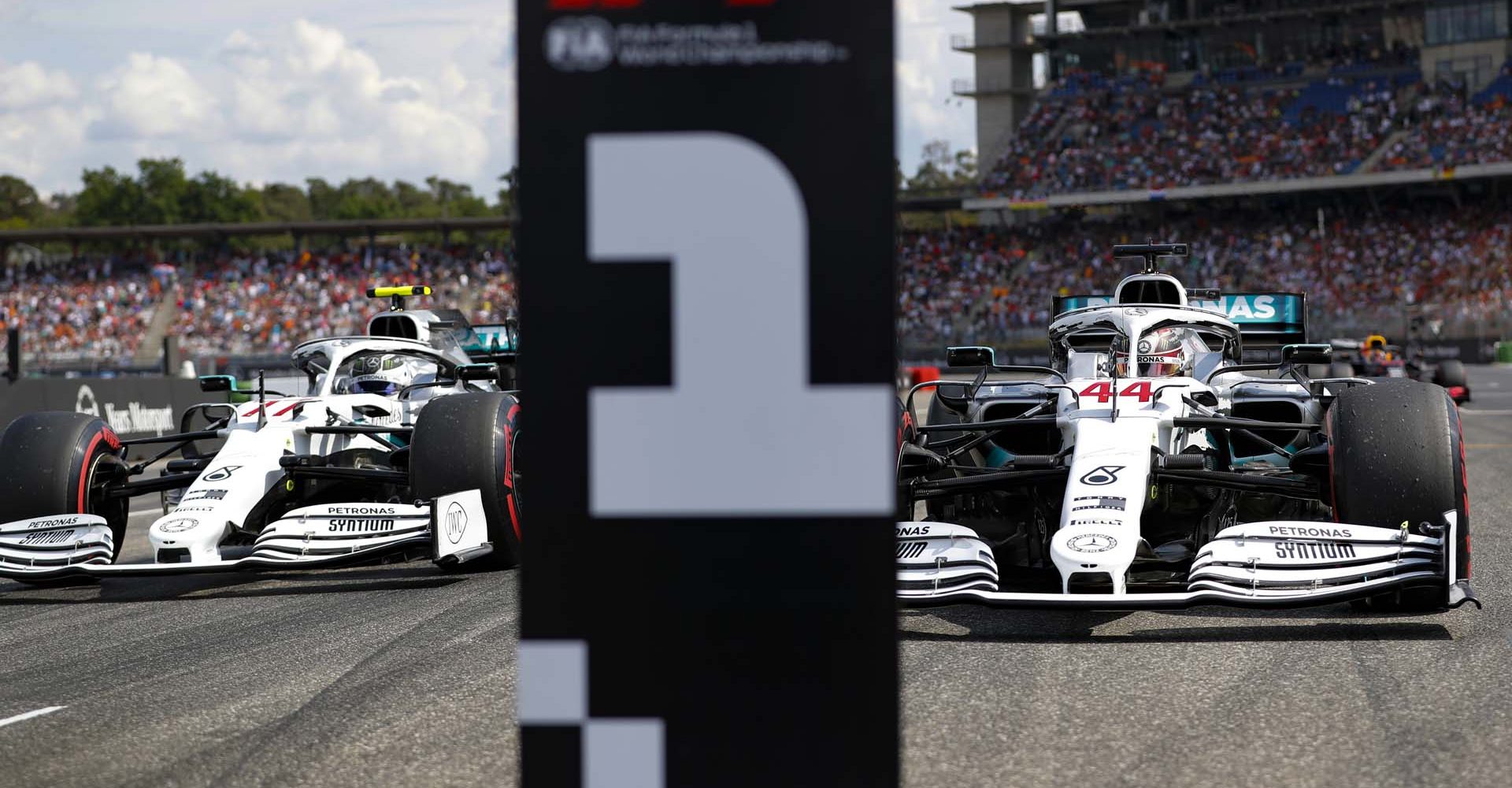 2019 German Grand Prix, Saturday - LAT Images Lewis Hamilton Valtteri Bottas Mercedes