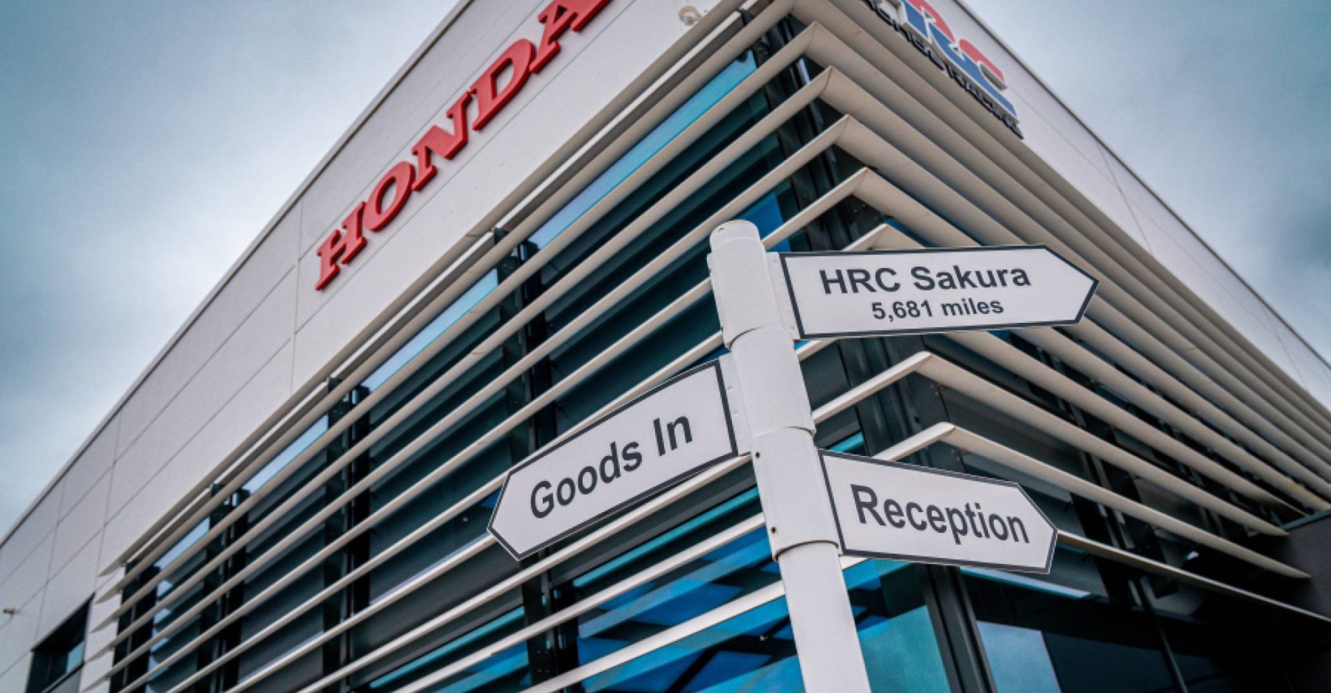 Honda Racing Corporation, Milton Keynes