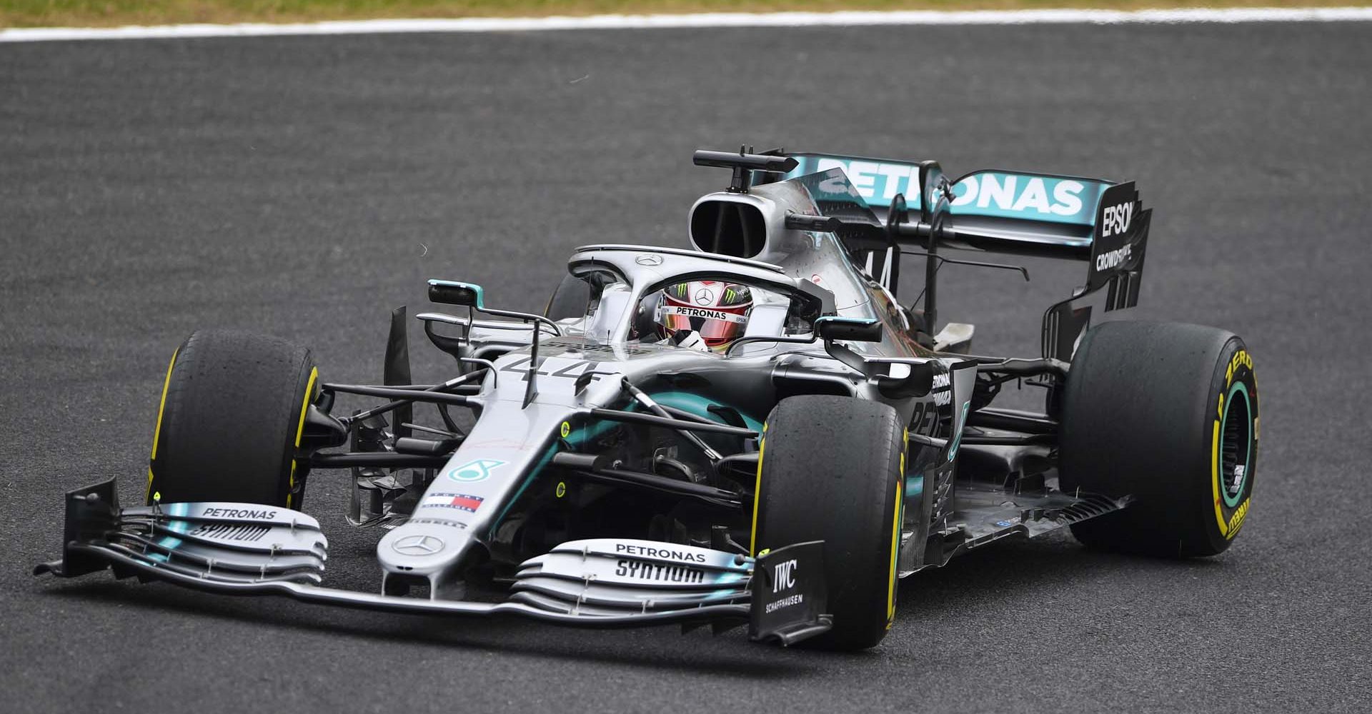 2019 Japanese Grand Prix, Friday - LAT Images Lewis Hamilton Mercedes