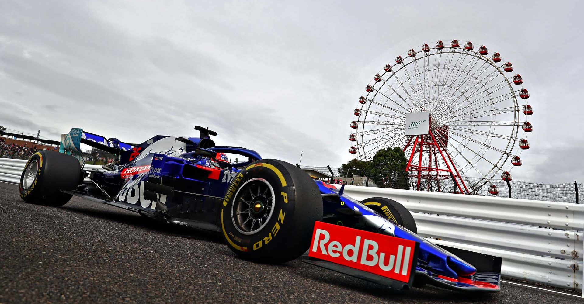 SUZUKA, JAPAN - OCTOBER 11: Daniil Kvyat driving the (26) Scuderia Toro Rosso STR14 Honda on track during practice for the F1 Grand Prix of Japan at Suzuka Circuit on October 11, 2019 in Suzuka, Japan. (Photo by Mark Thompson/Getty Images) // Getty Images / Red Bull Content Pool  // AP-21U9APAVH1W11 // Usage for editorial use only //