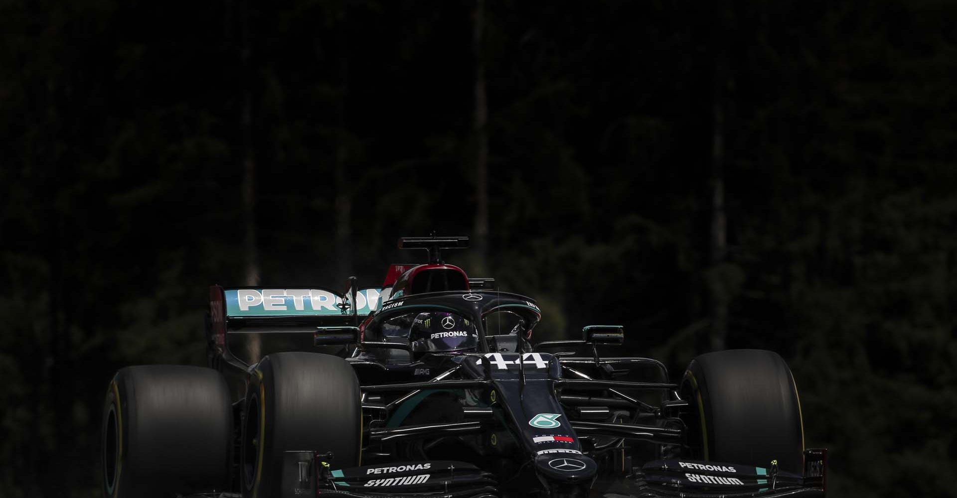 2020 Austrian Grand Prix, Saturday - LAT Images Lewis Hamilton Mercedes