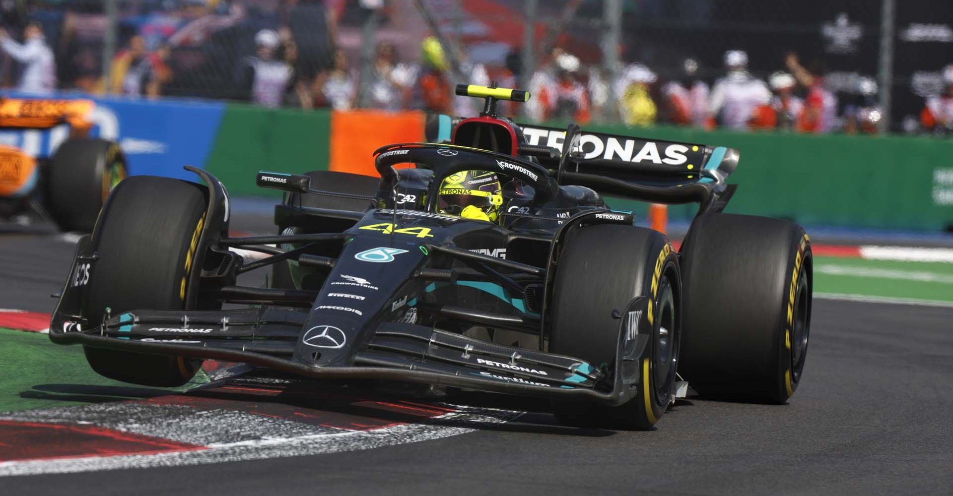 2023 Mexican Grand Prix, Sunday - LAT Images Lewis Hamilton