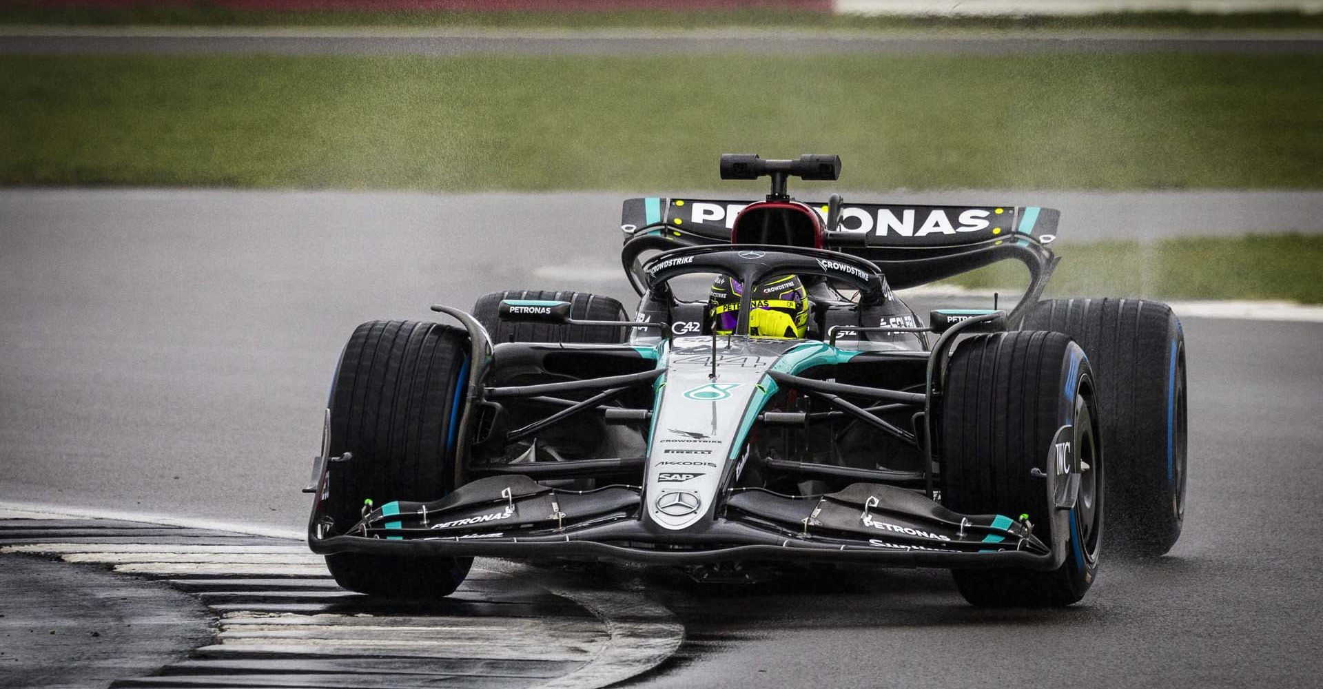 Mercedes-AMG F1 W15 E Performance Launch - Sam Bloxham Lewis Hamilton