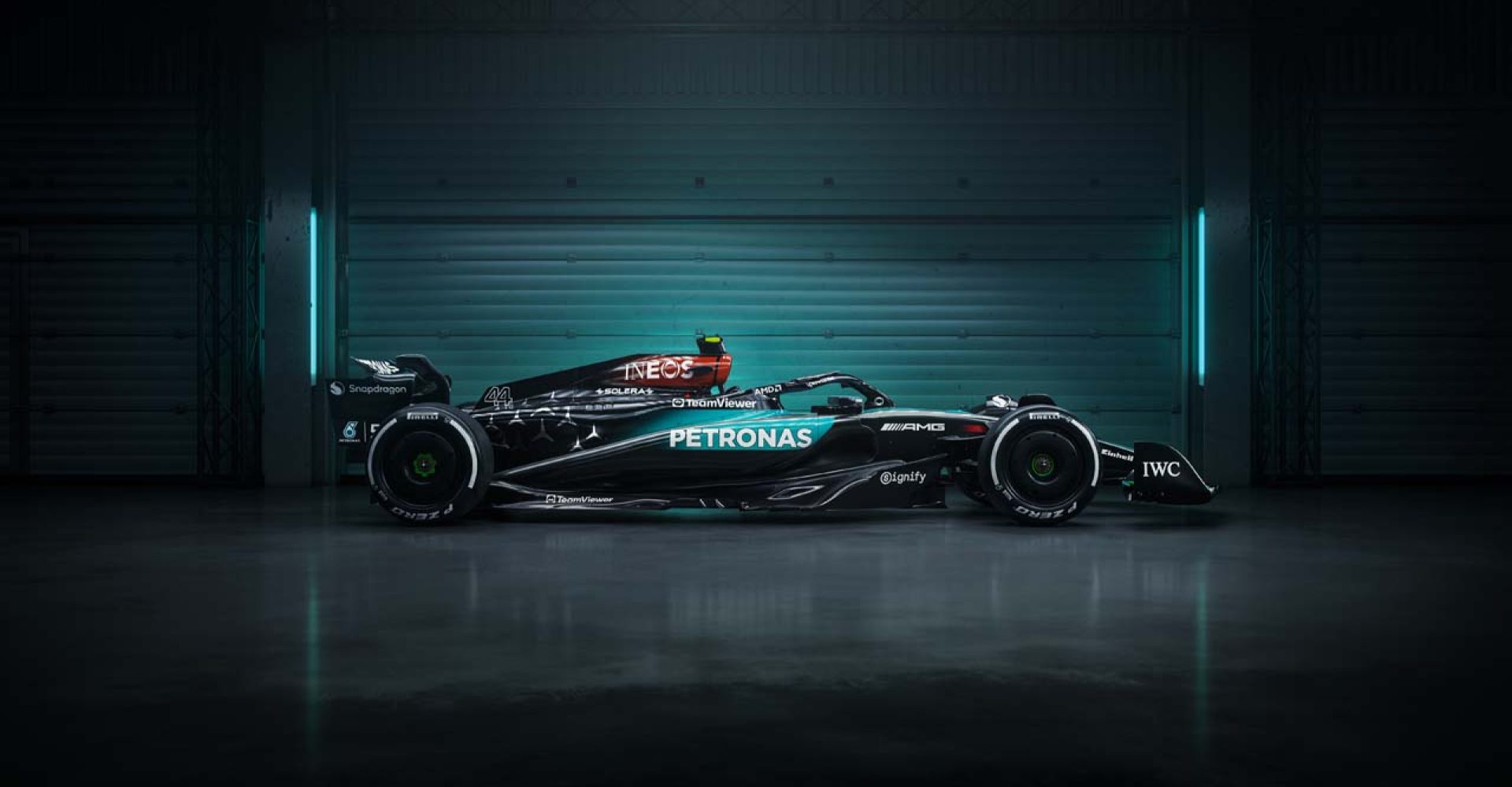 Mercedes, Petronas, Livery