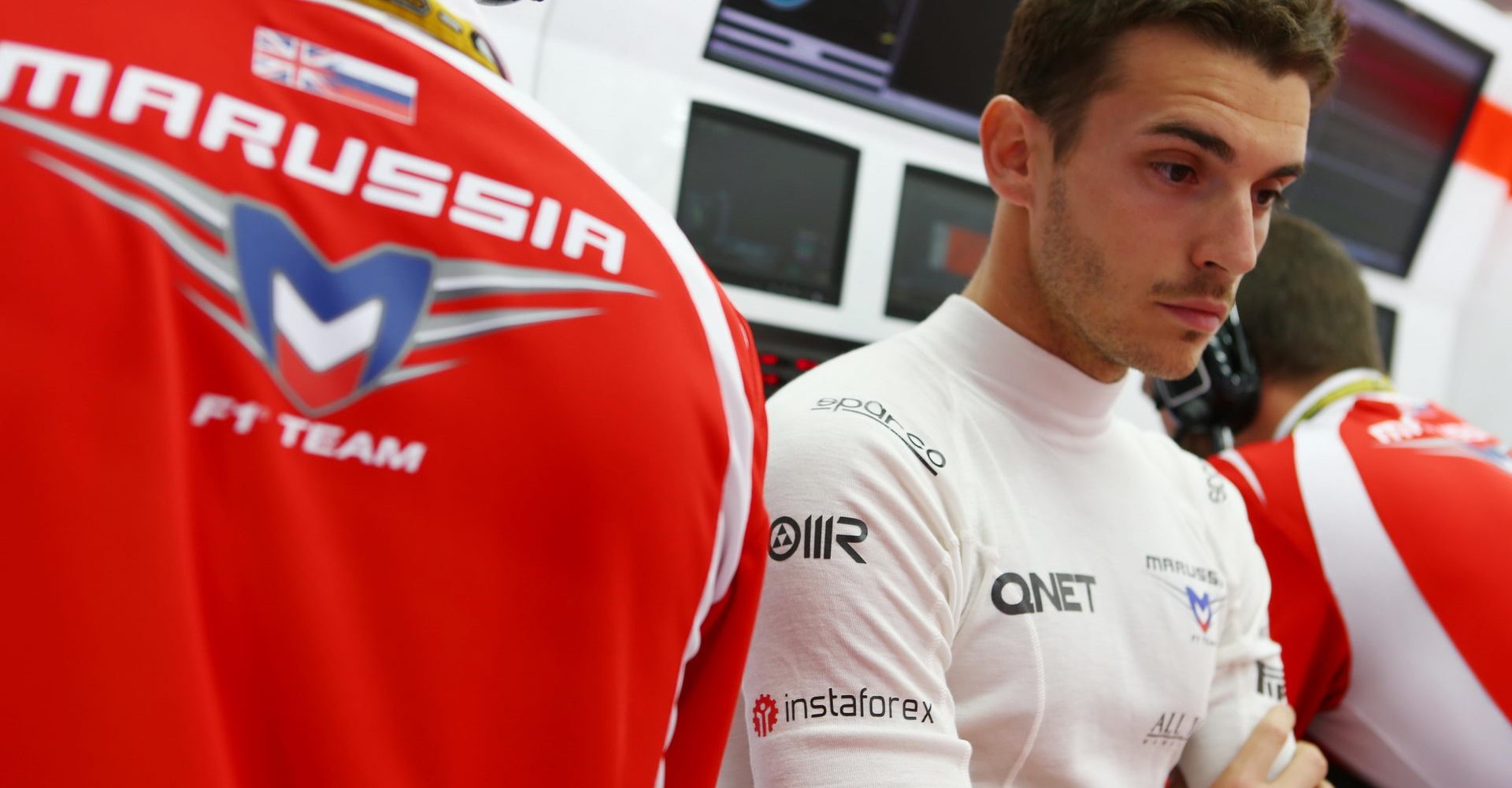 Jules Bianchi (FRA) Marussia F1 Team.
05.04.2014. Formula 1 World Championship, Rd 3, Bahrain Grand Prix, Sakhir, Bahrain, Qualifying Day.